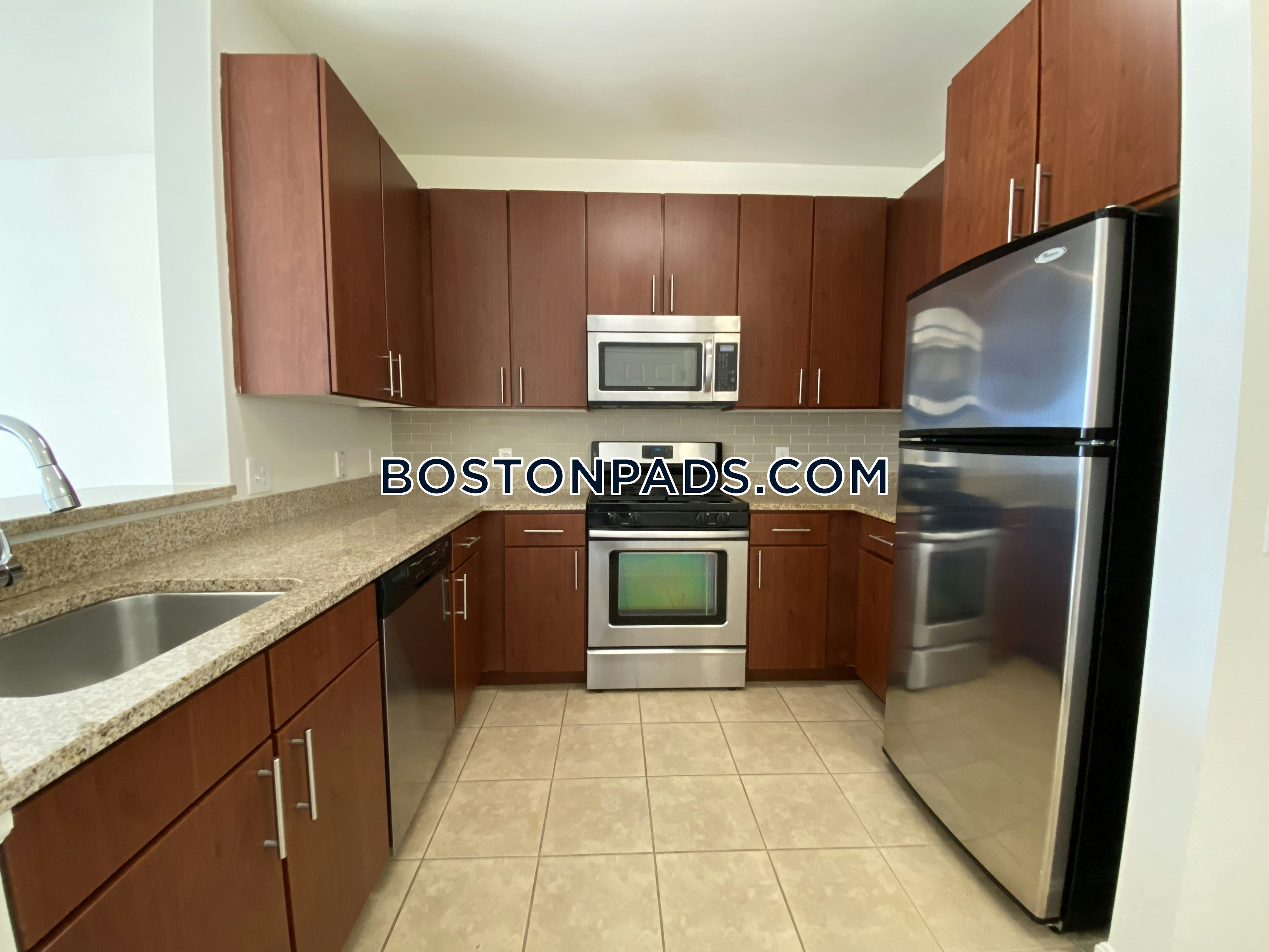 Marquee At Andover Photo 16