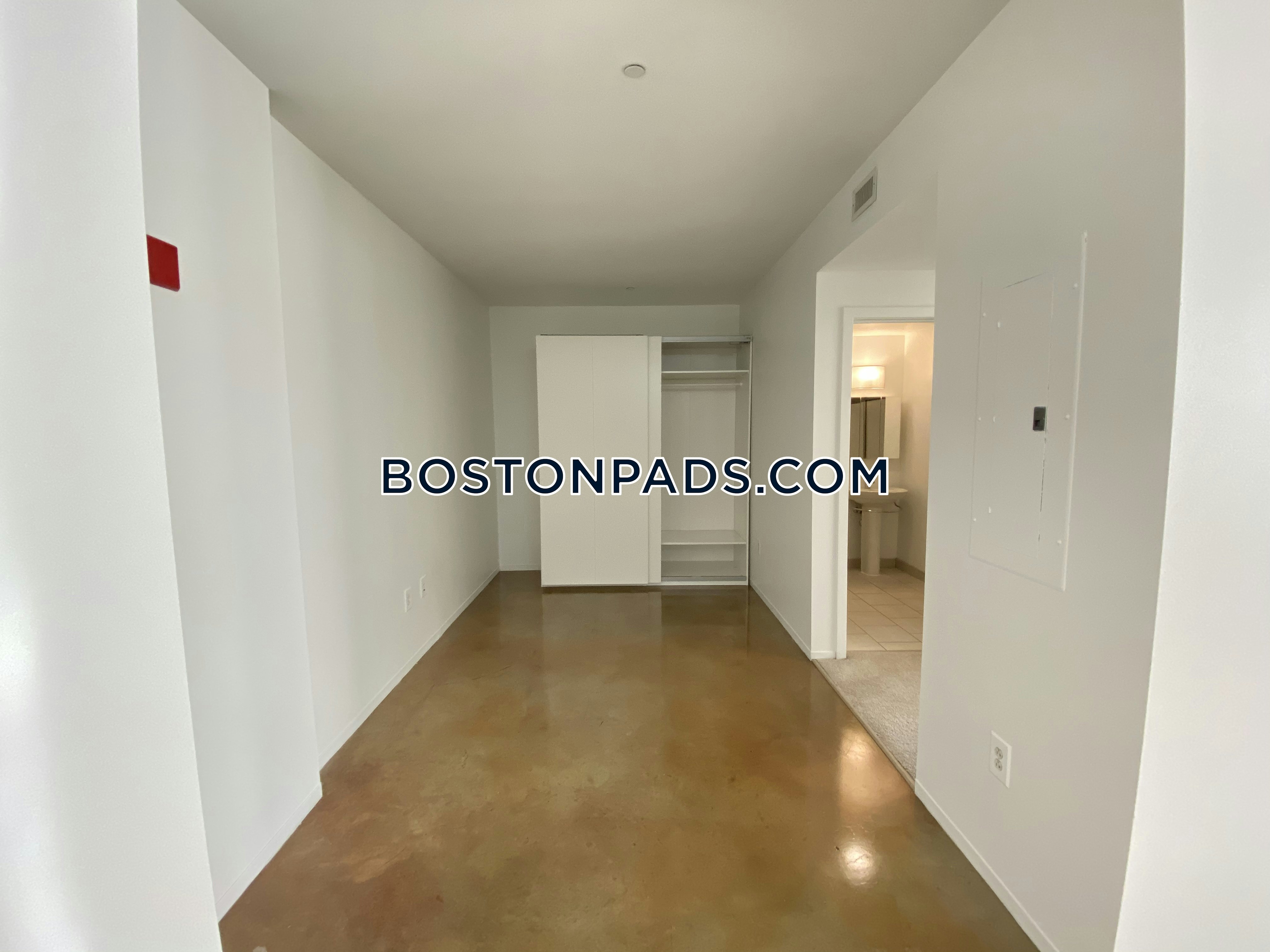 Mezzo Design Lofts Photo 18