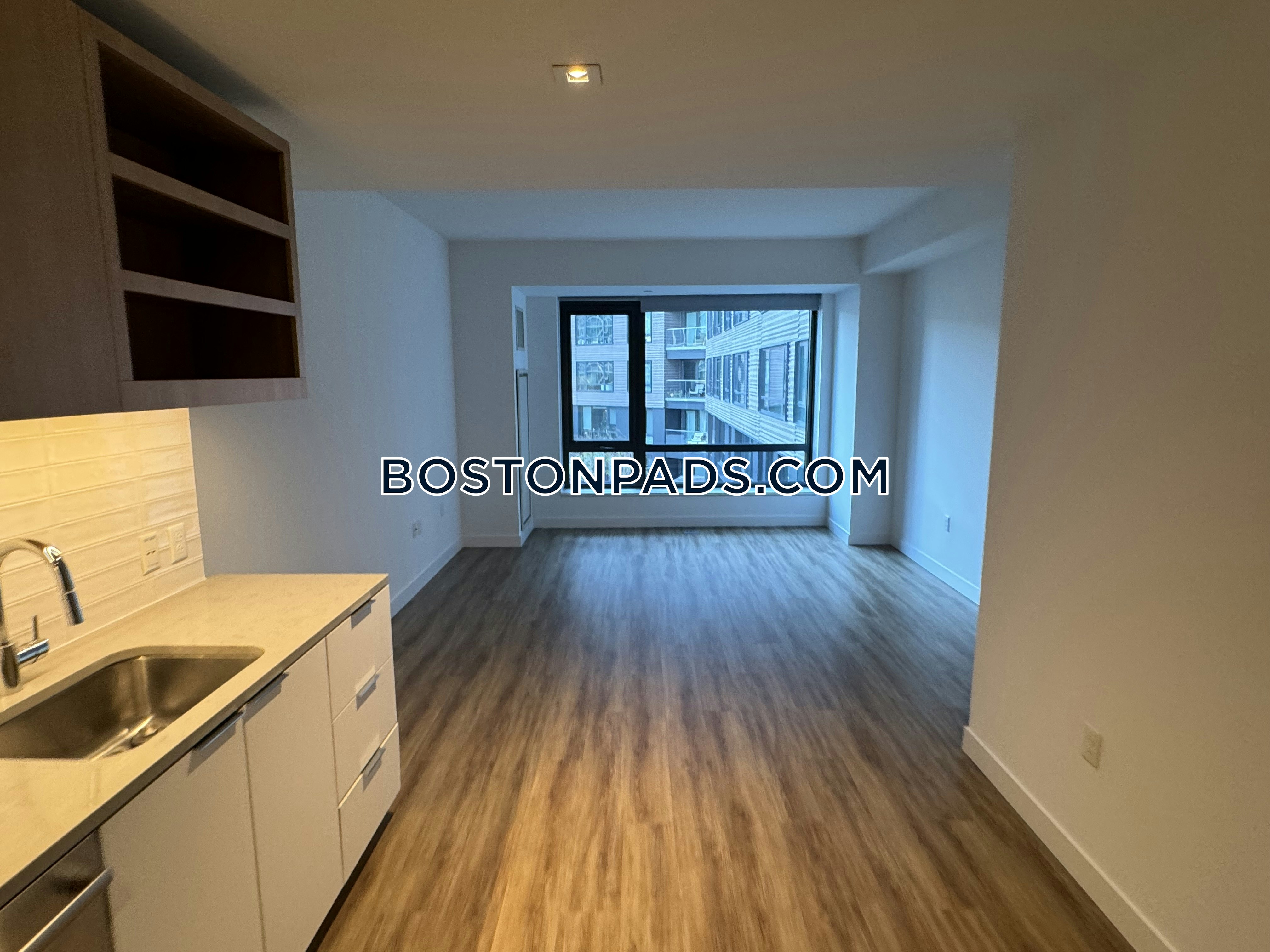 Ora Seaport Photo 81