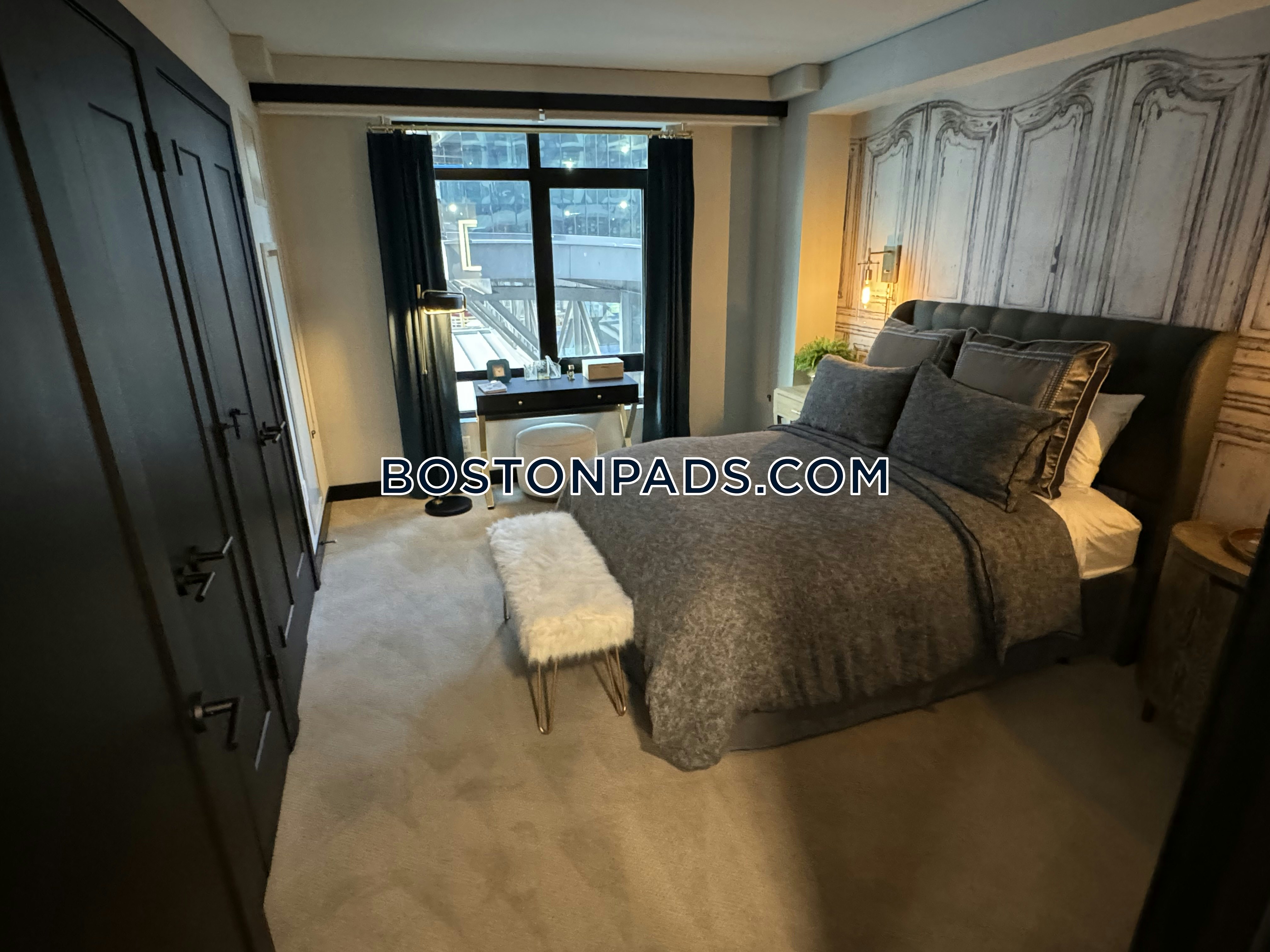Watermark Seaport Photo 32