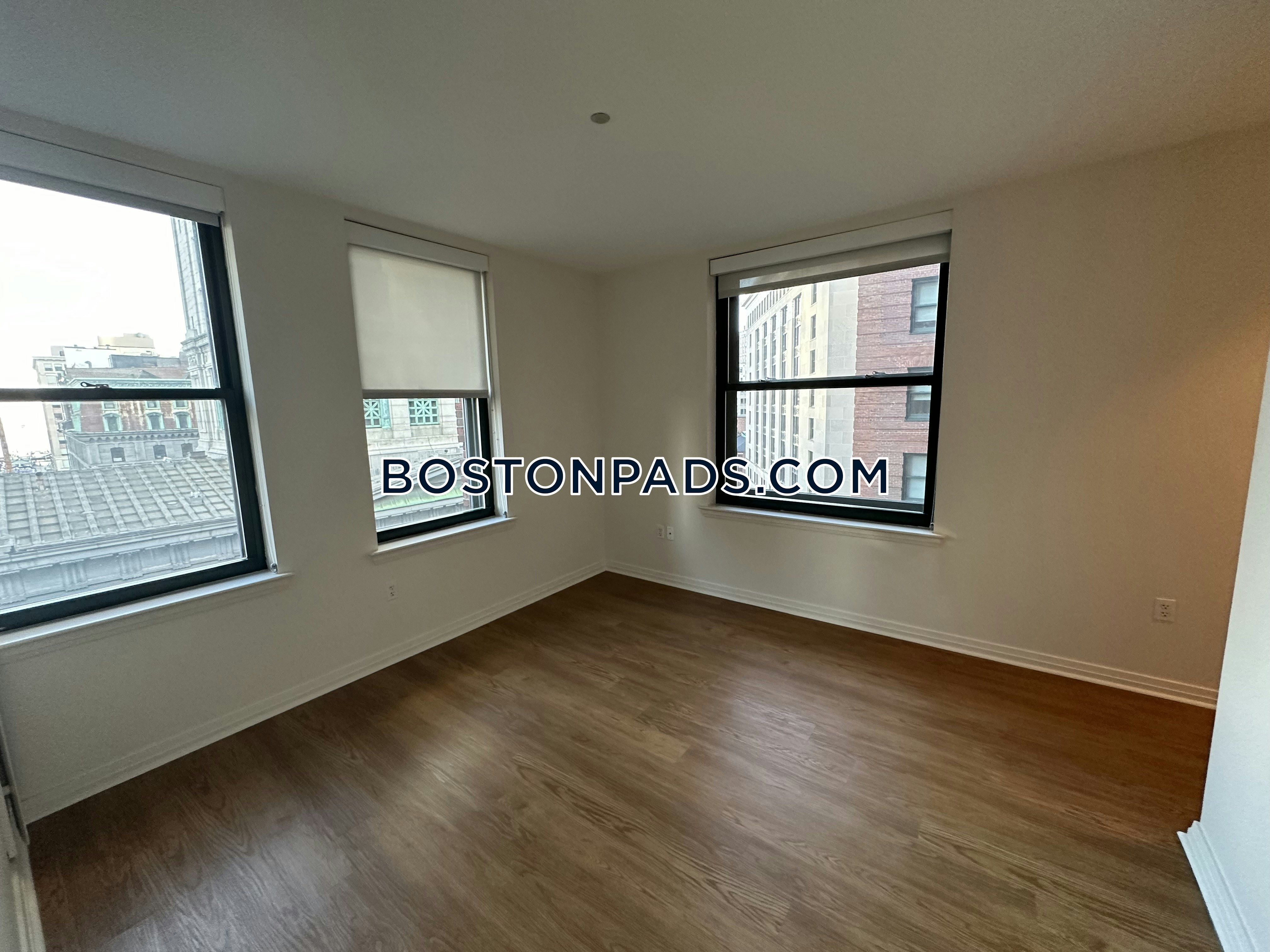 One India Street Photo 48