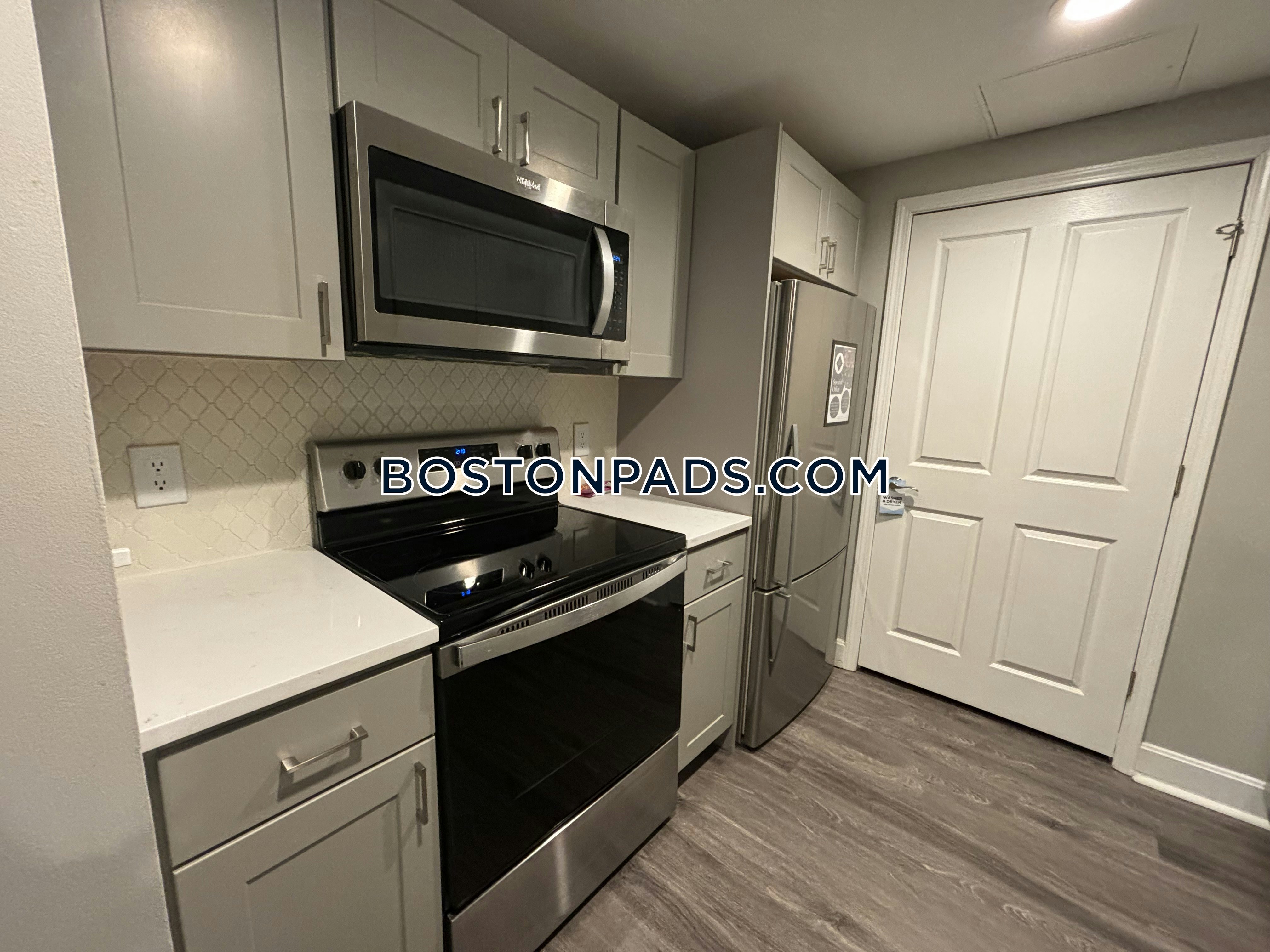 Garrison Square Photo 55