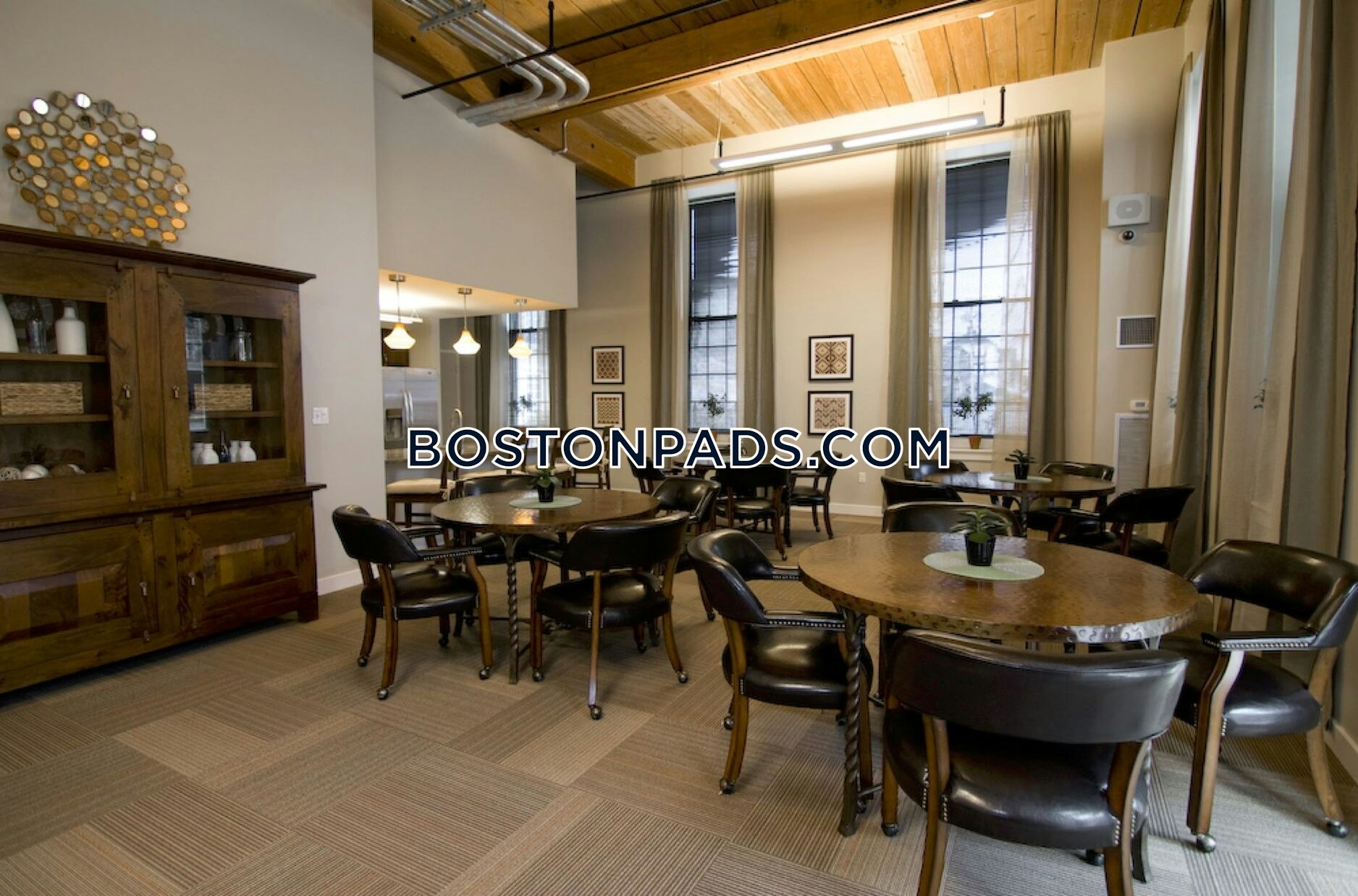 Curtain Lofts Photo 6