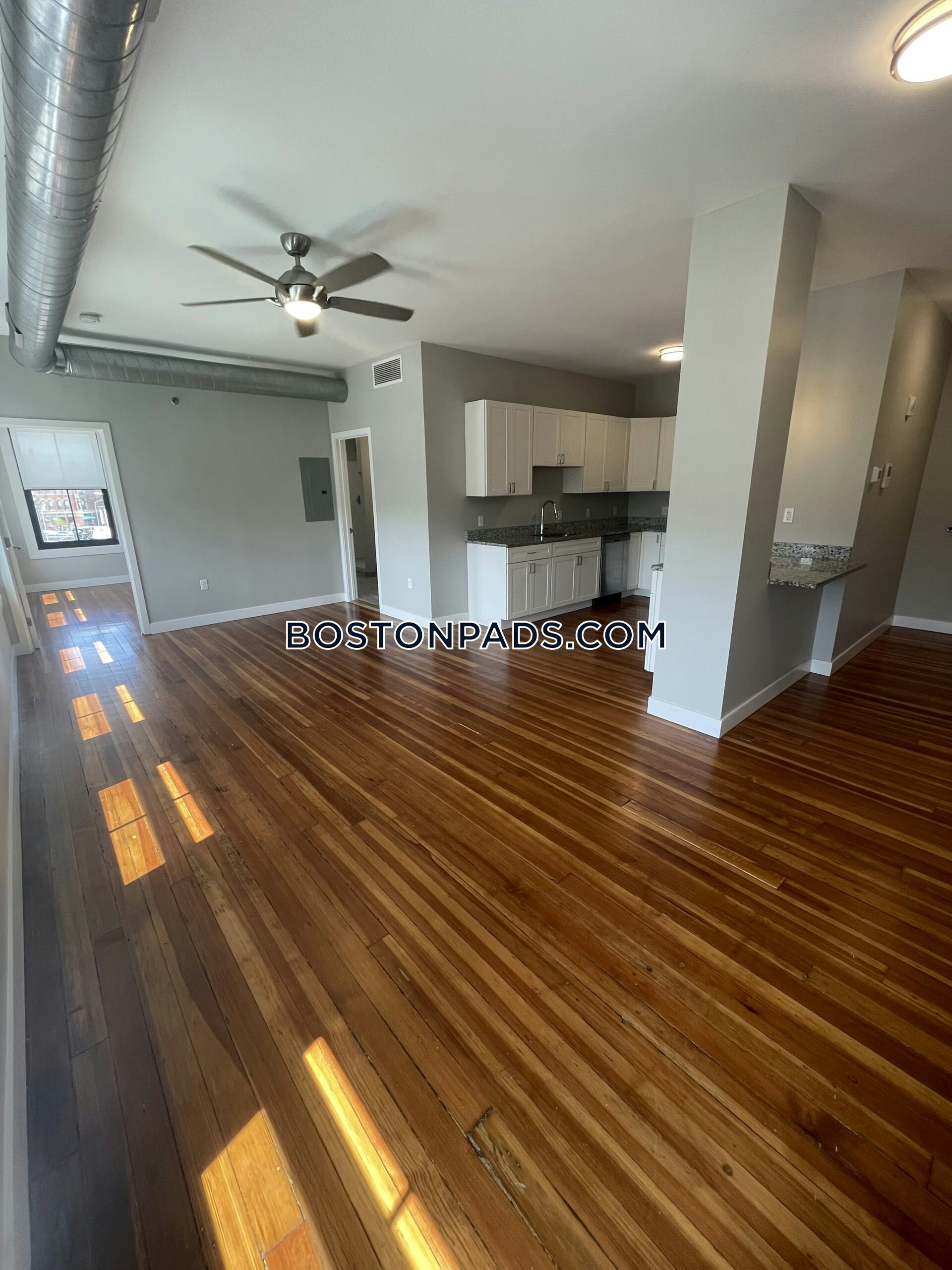 Downtown Lofts Photo 33