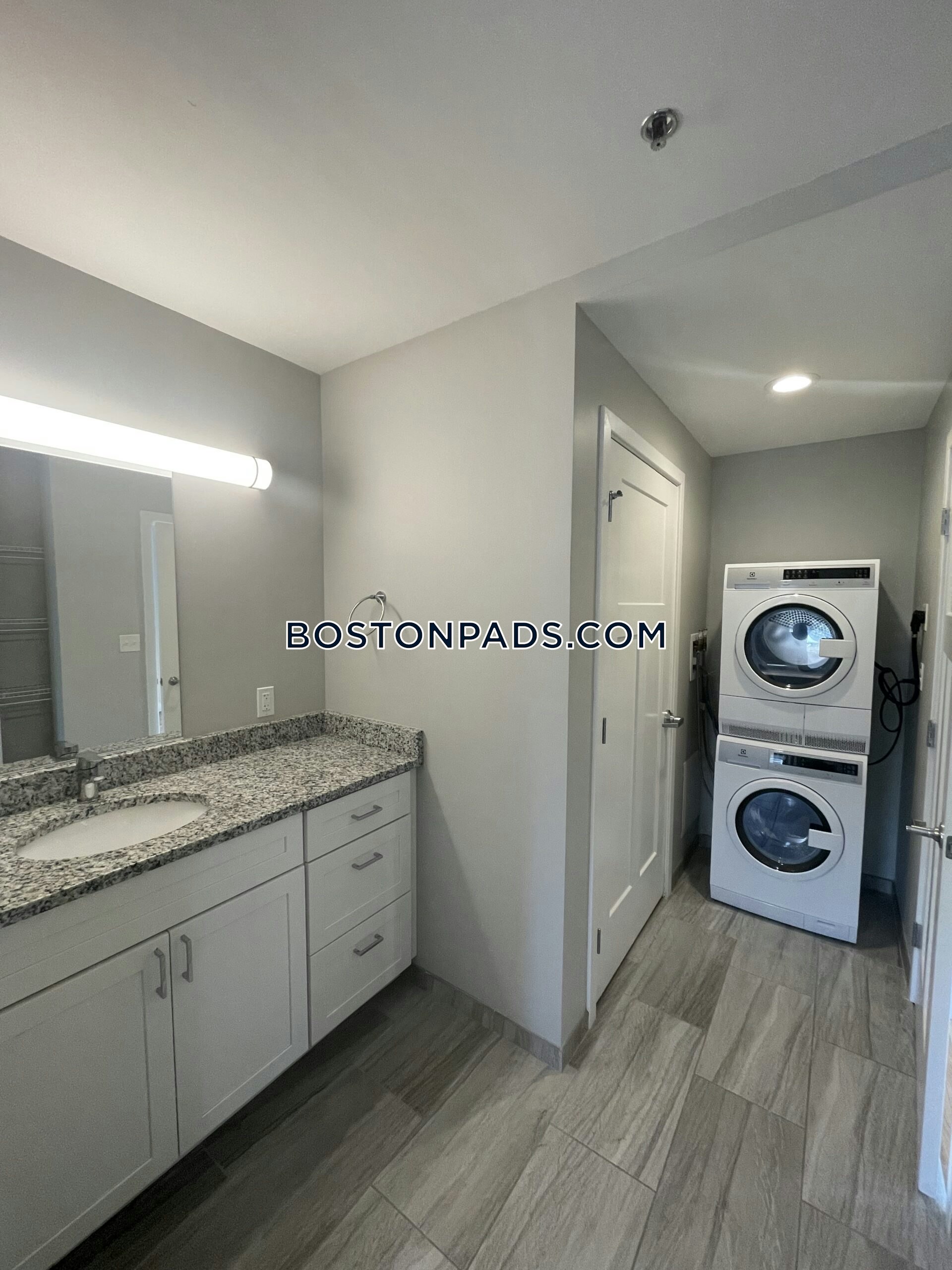 Downtown Lofts Photo 7