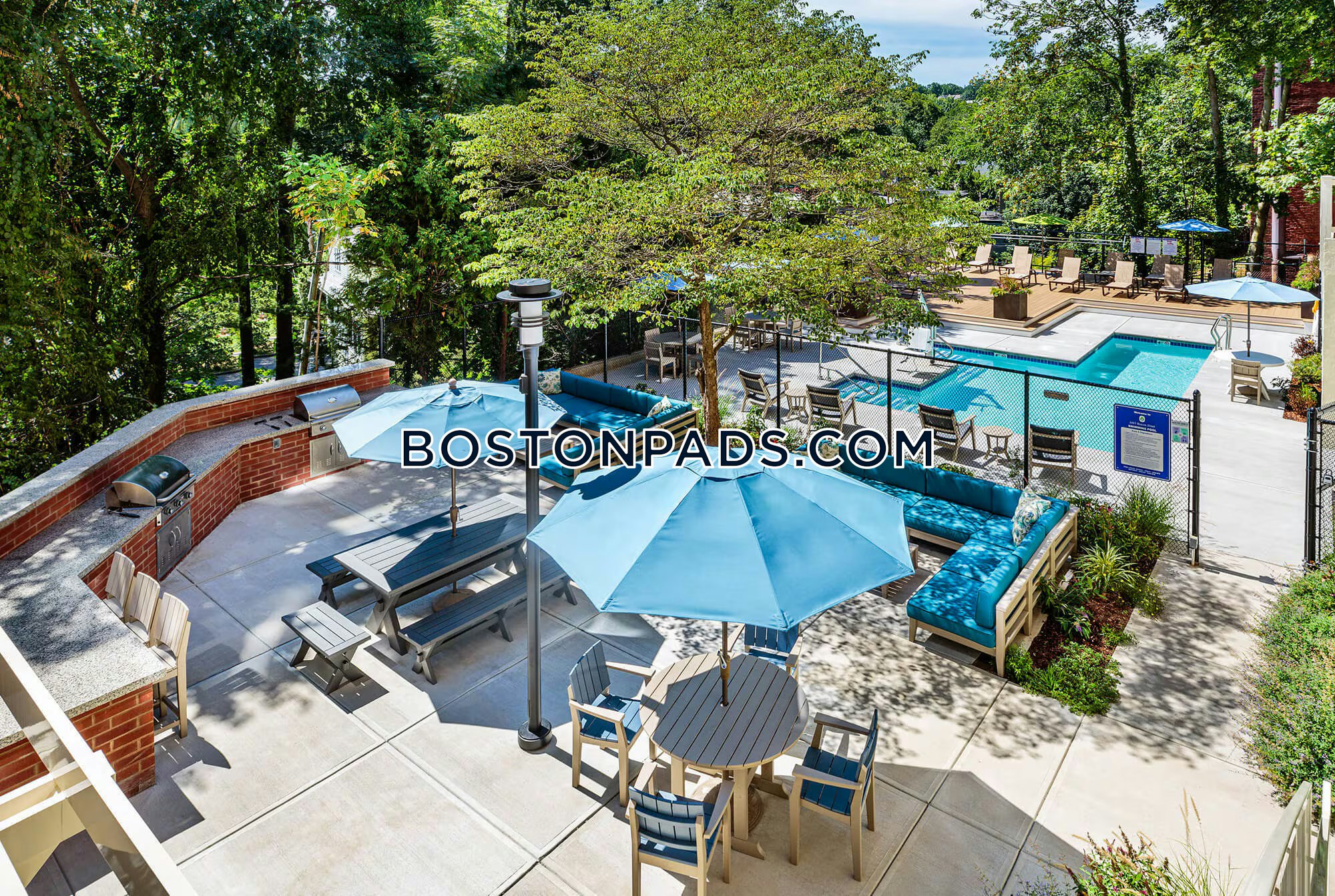 1443 Beacon Photo 11