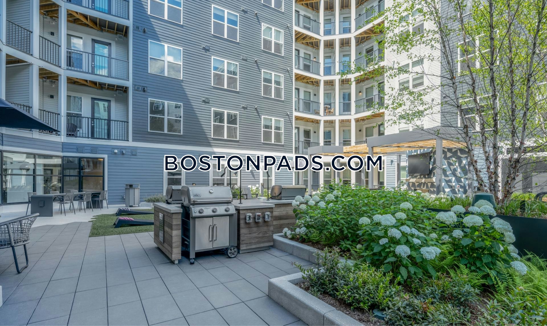 Revolution at Assembly Row Photo 6