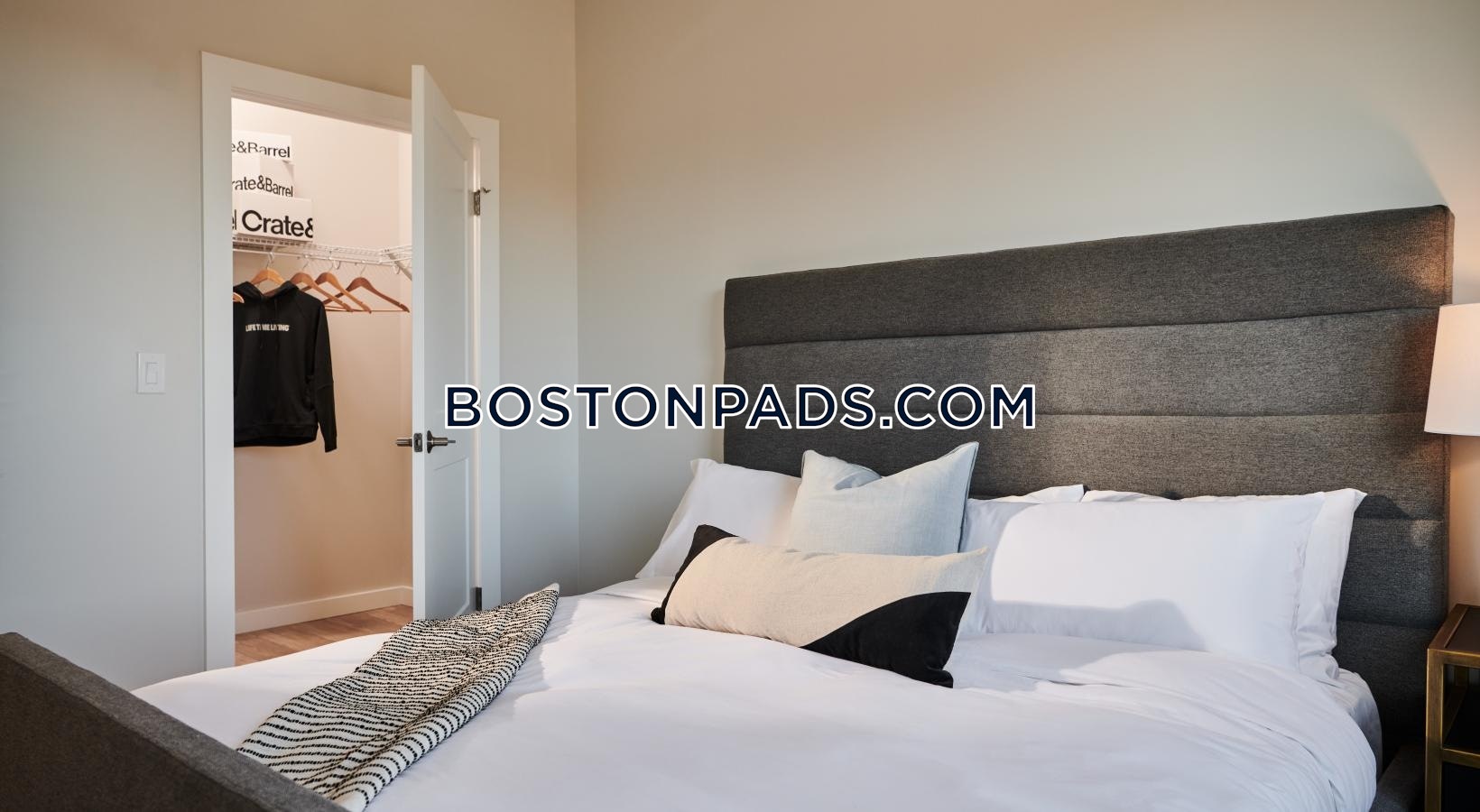 Life Time Living Burlington Photo 14