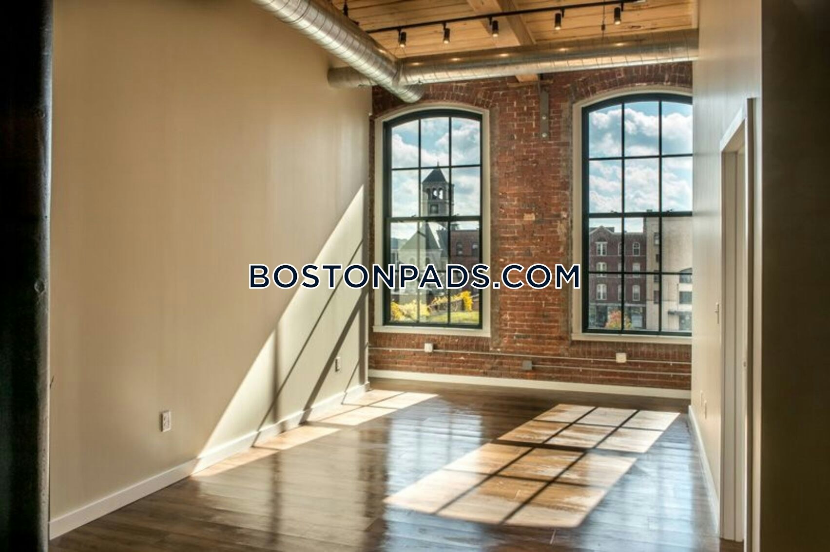 Jackson Street Lofts Photo 38