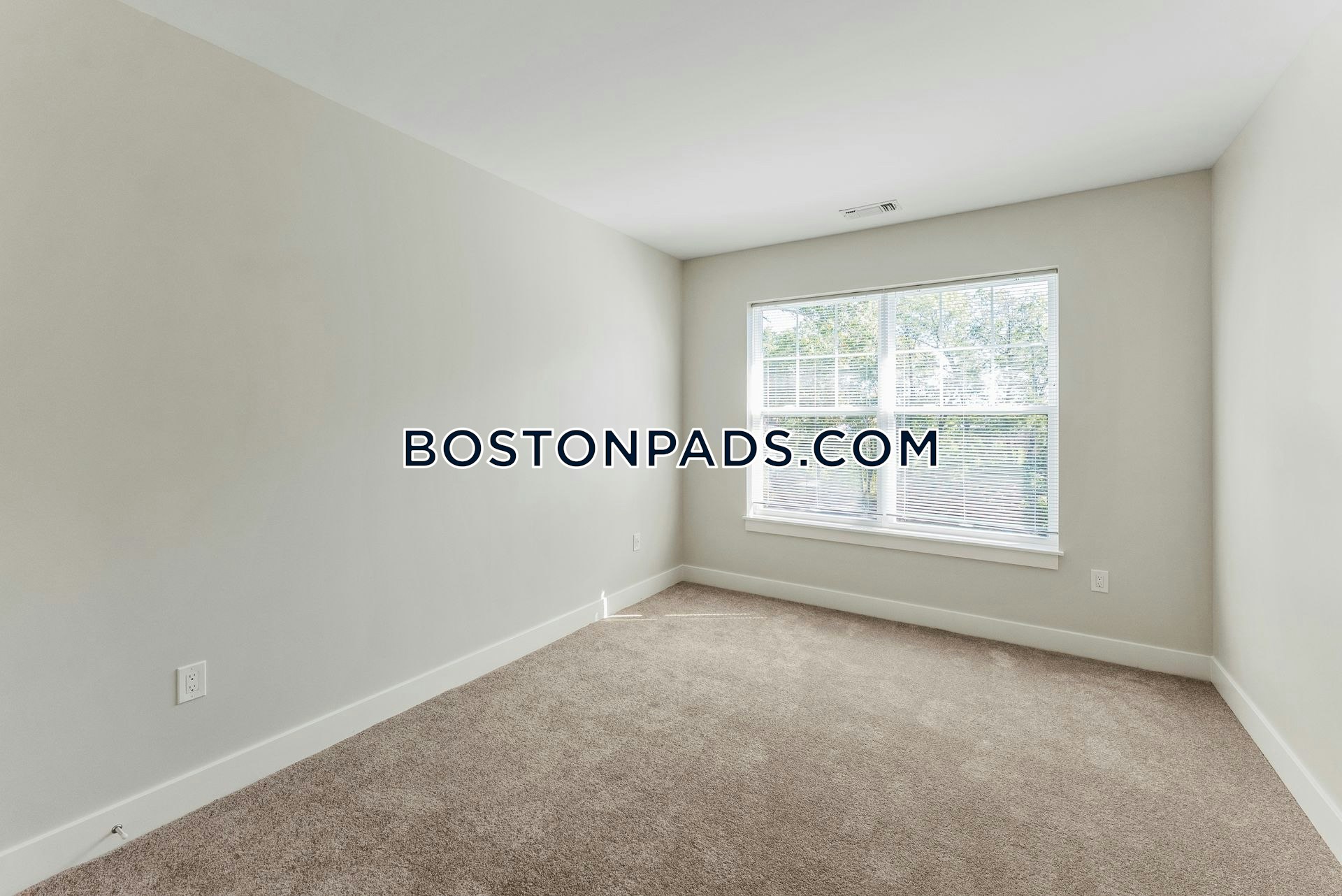 Woodview at Randolph Photo 10