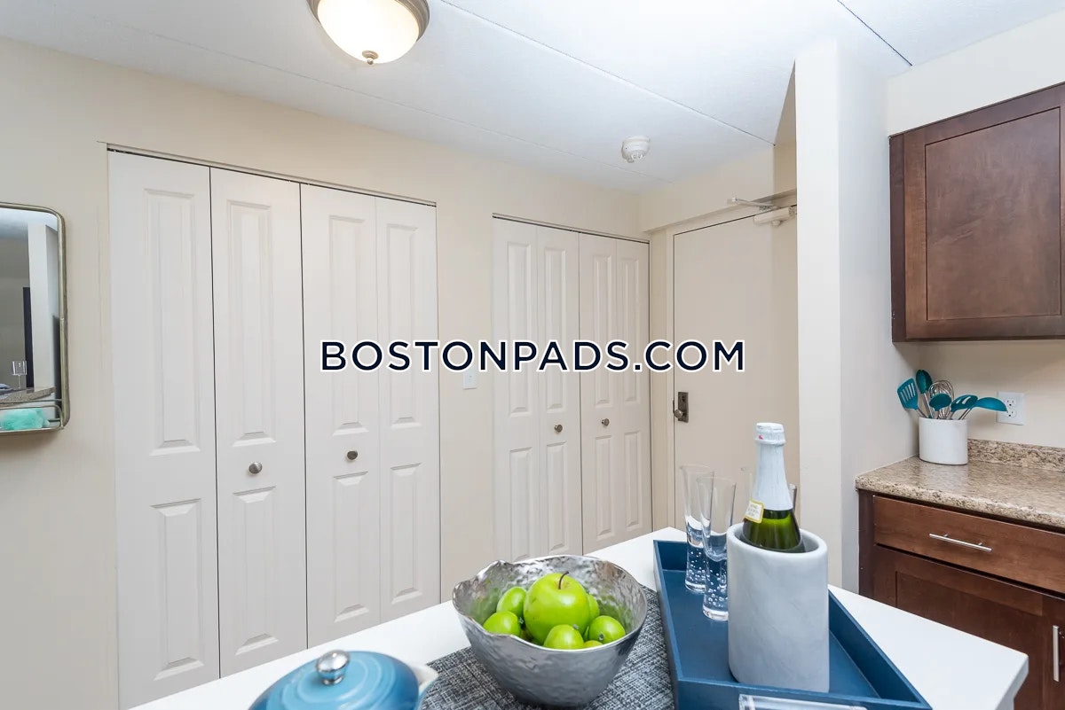 Faxon Commons Photo 34