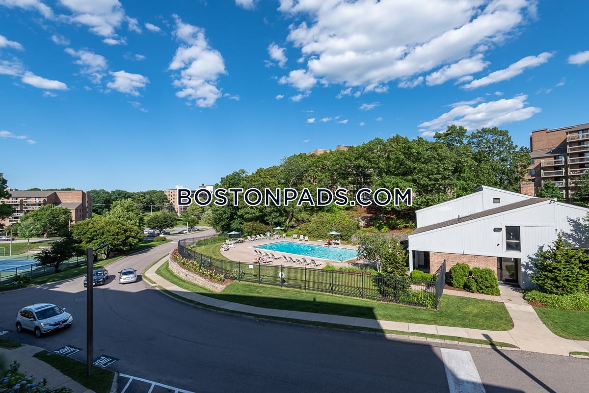 Faxon Commons Photo 43