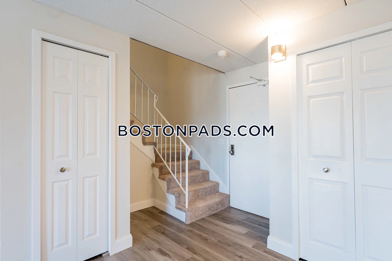 Faxon Commons Photo 21