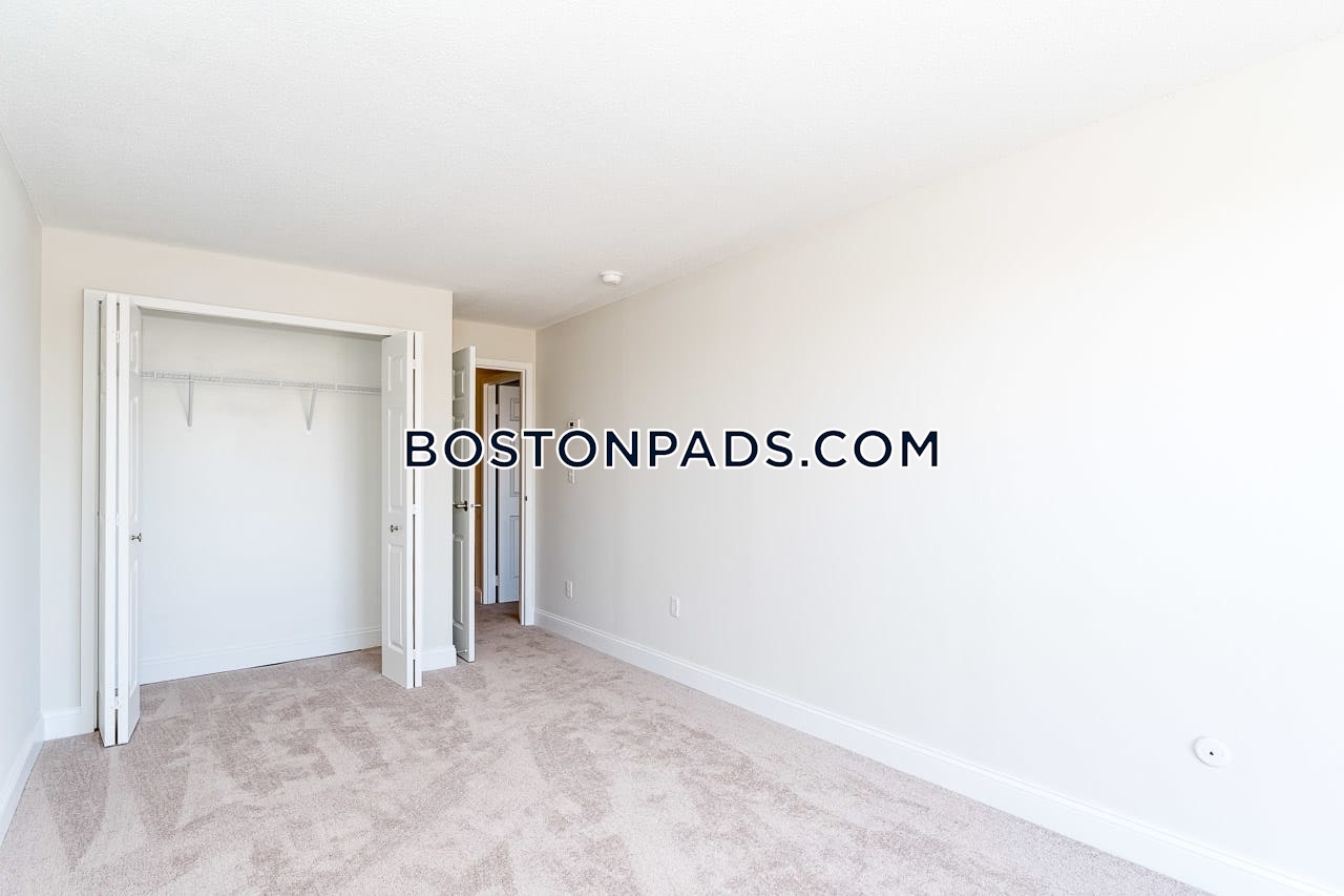 Faxon Commons Photo 44