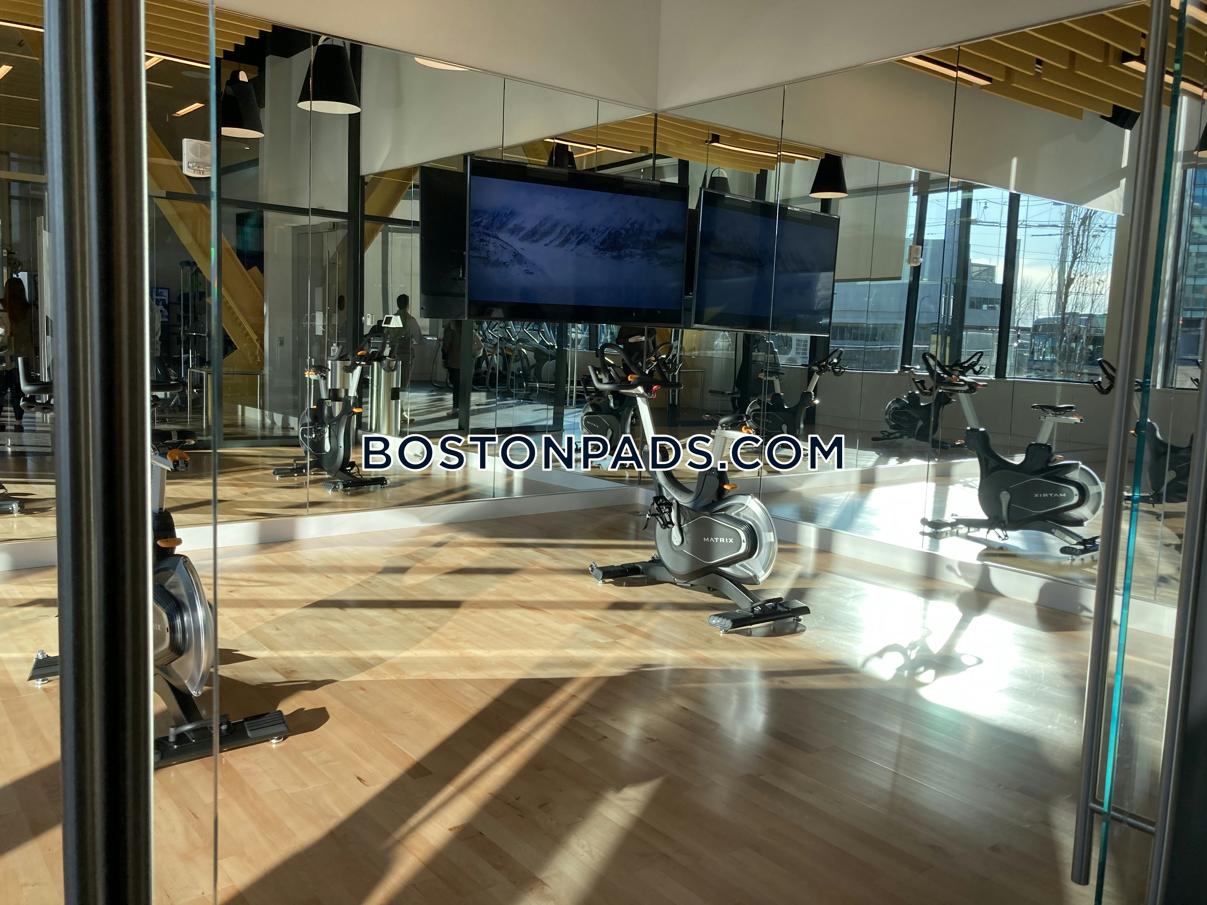 Ora Seaport Photo 123