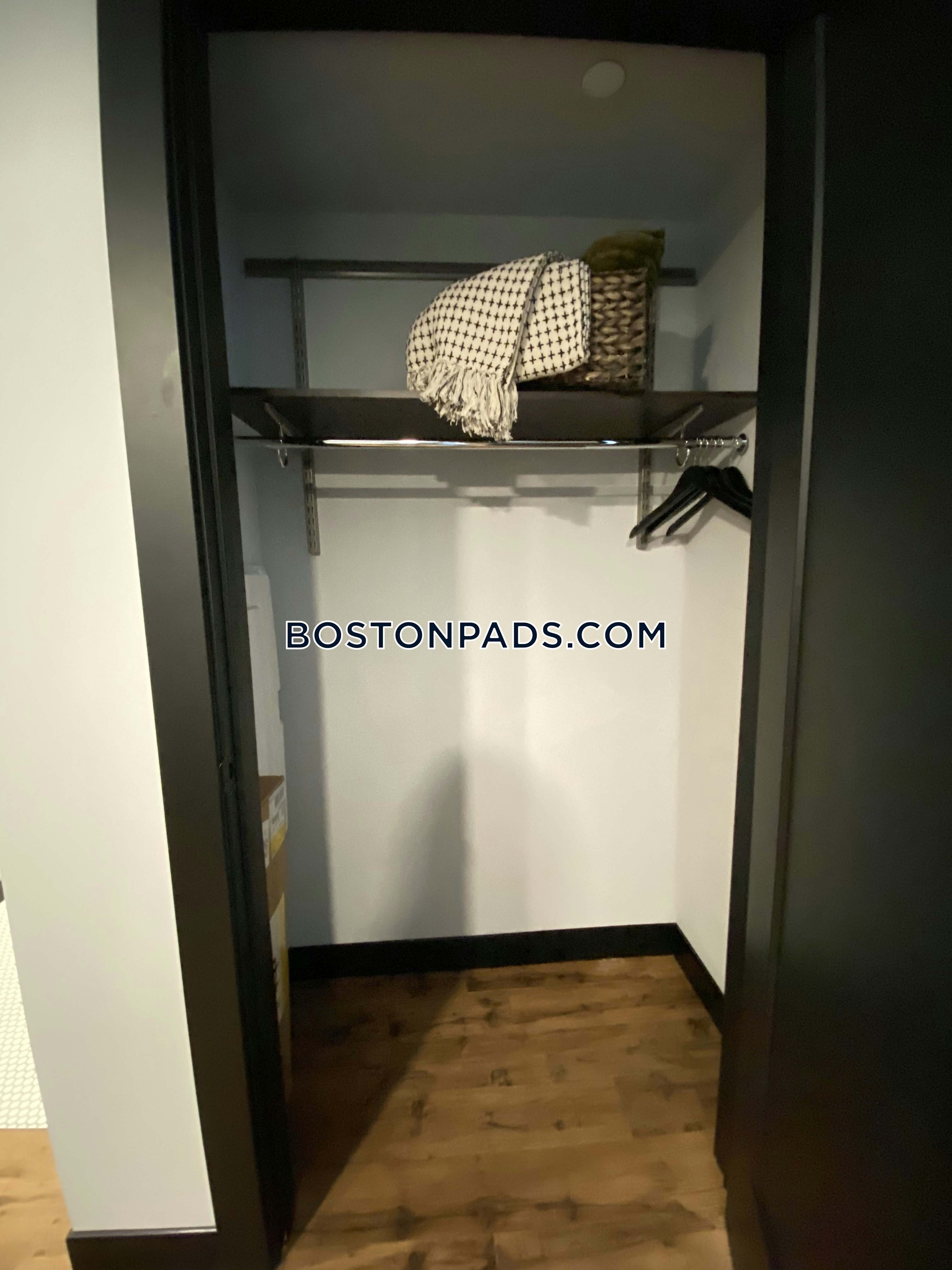 Gables Seaport Photo 138