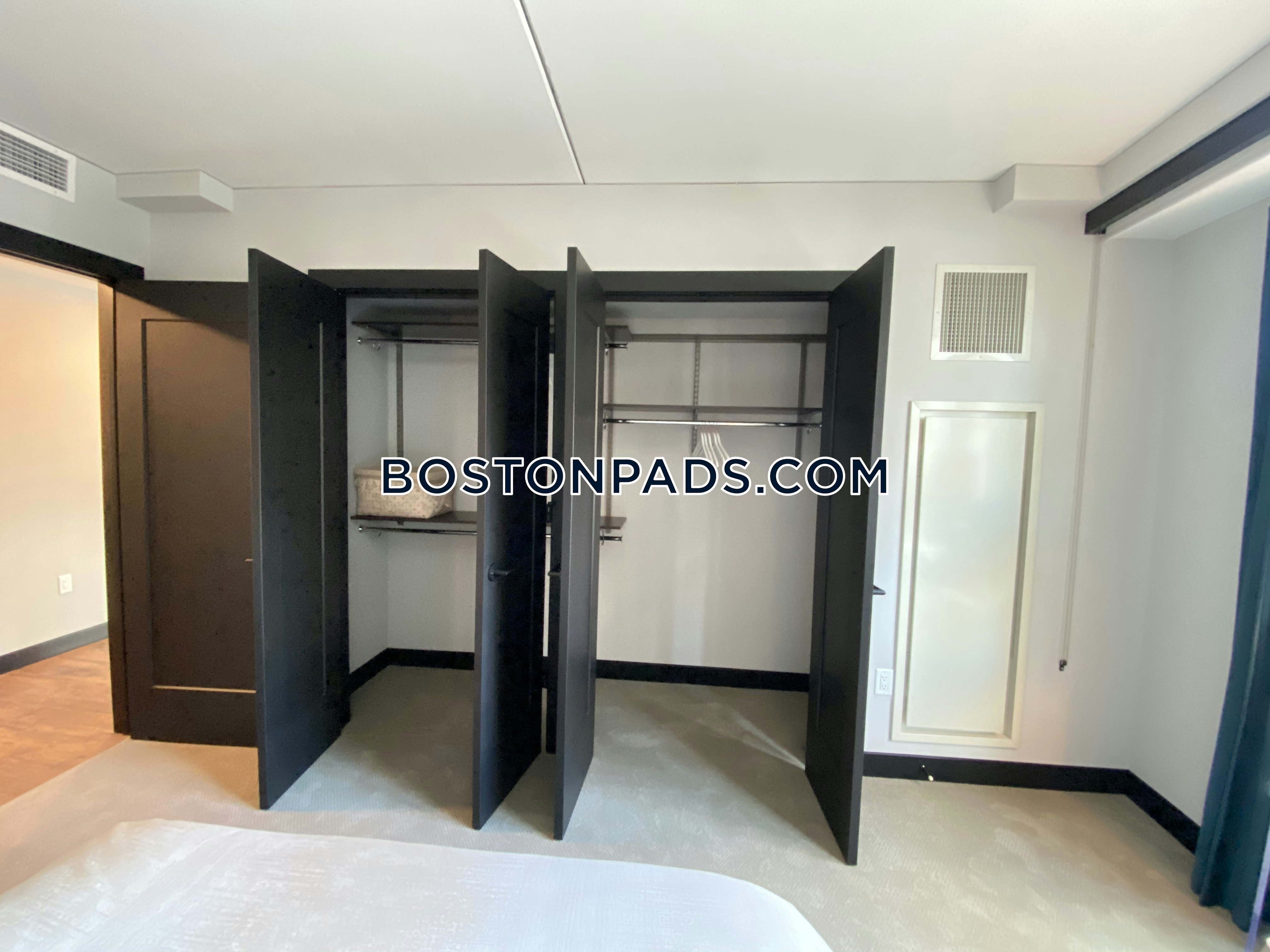 Gables Seaport Photo 57