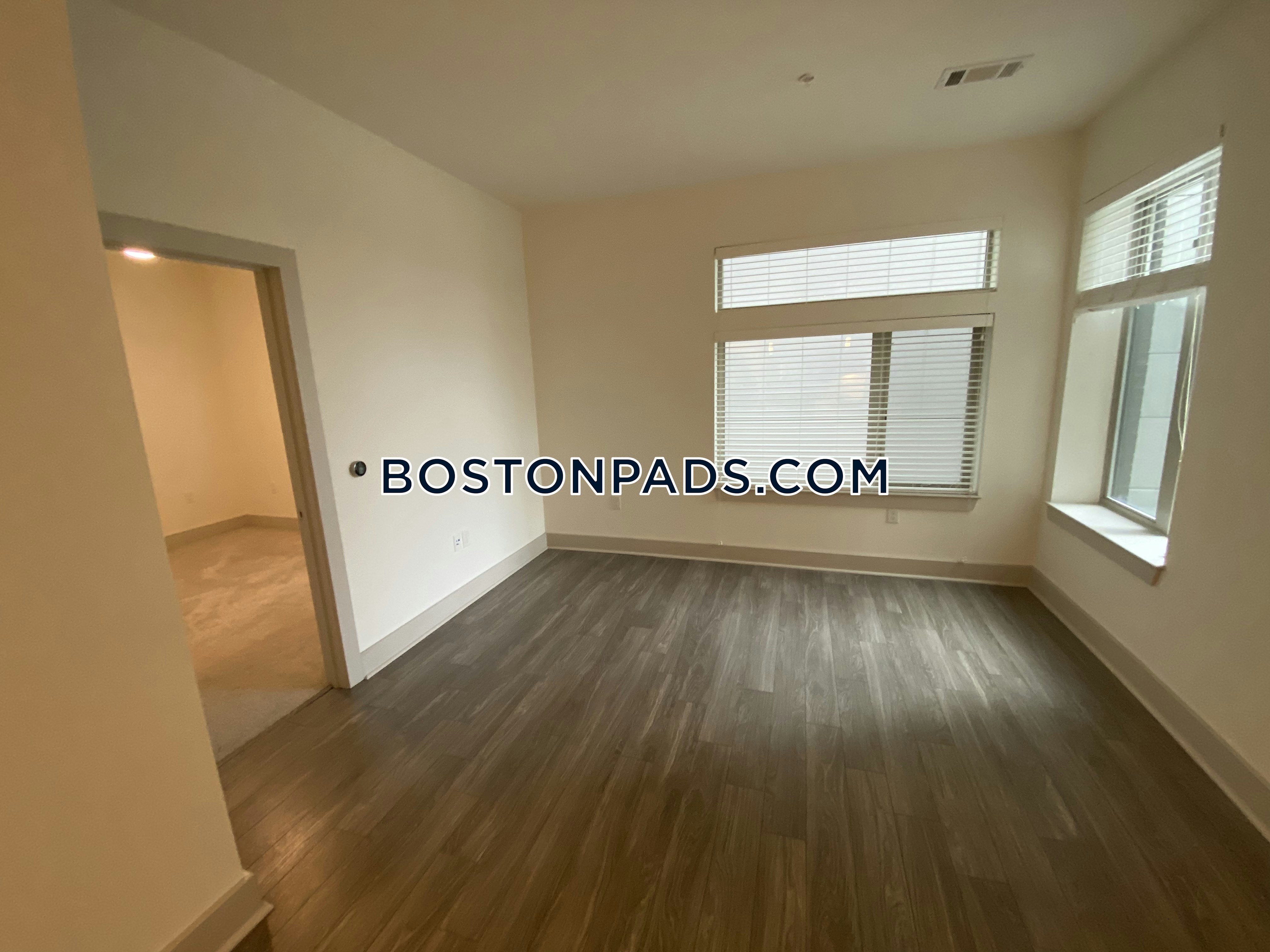 Luxe at Alewife Photo 9