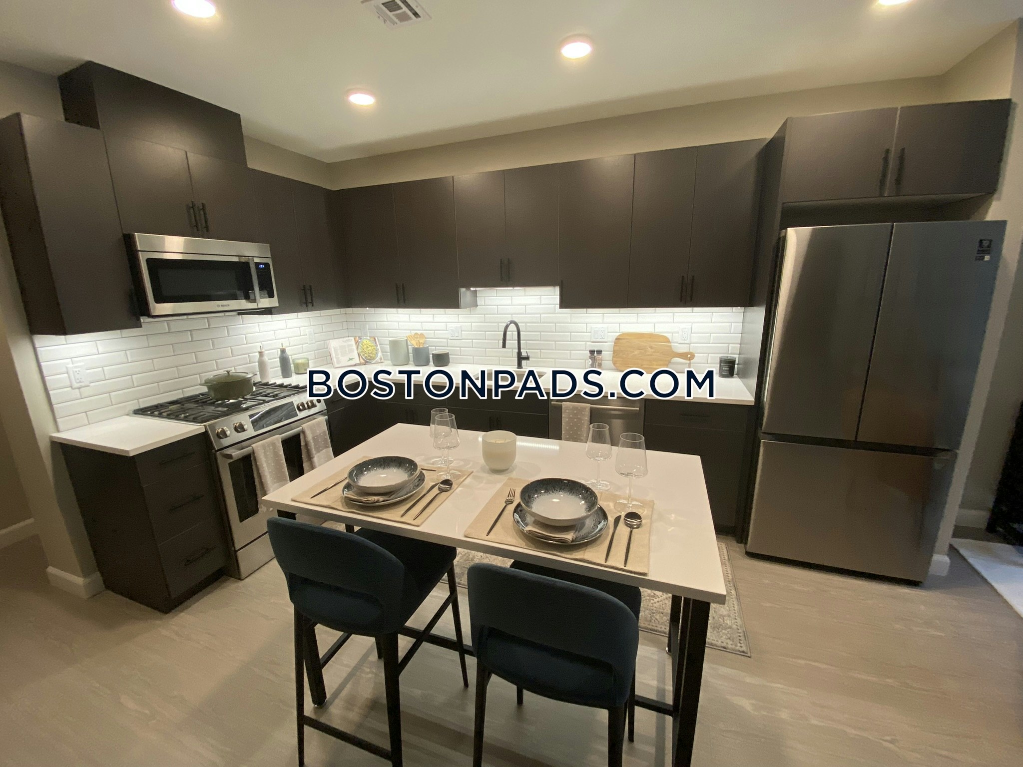 Flats on First Photo 48