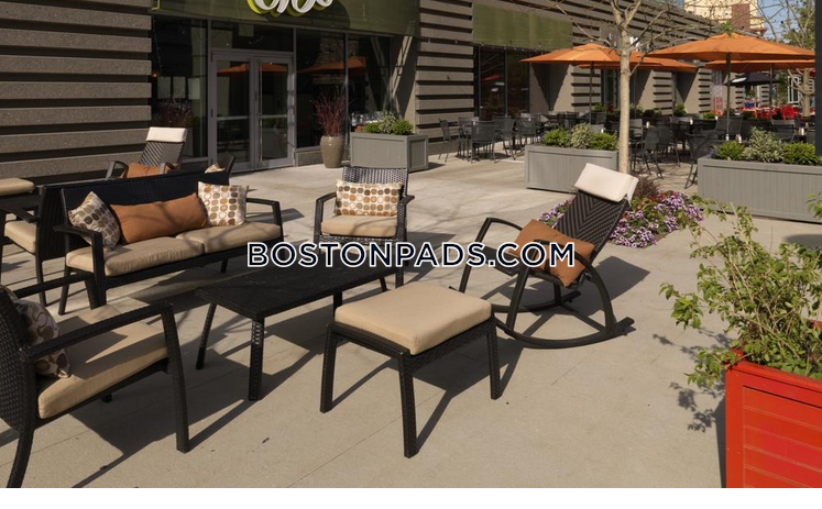 Watermark Kendall West Photo 16