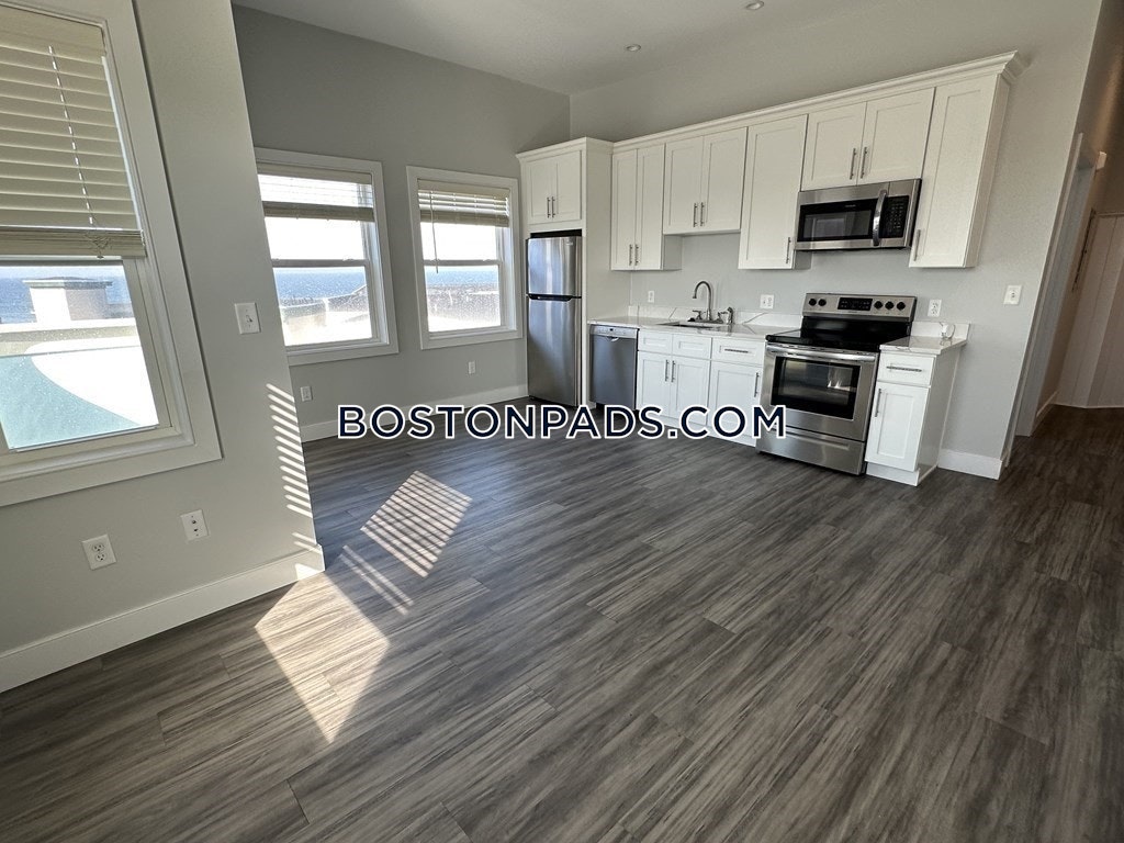 Ocean Bay Nantasket Photo 24