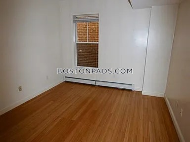 Green House Apartments Photo 15