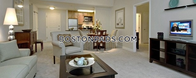 Watertown Square Apartments Photo 11