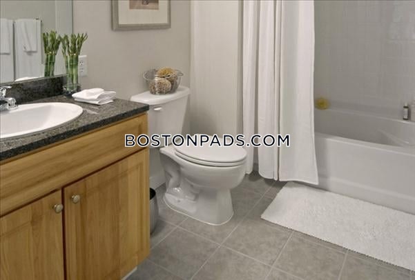 Watertown Square Apartments Photo 6