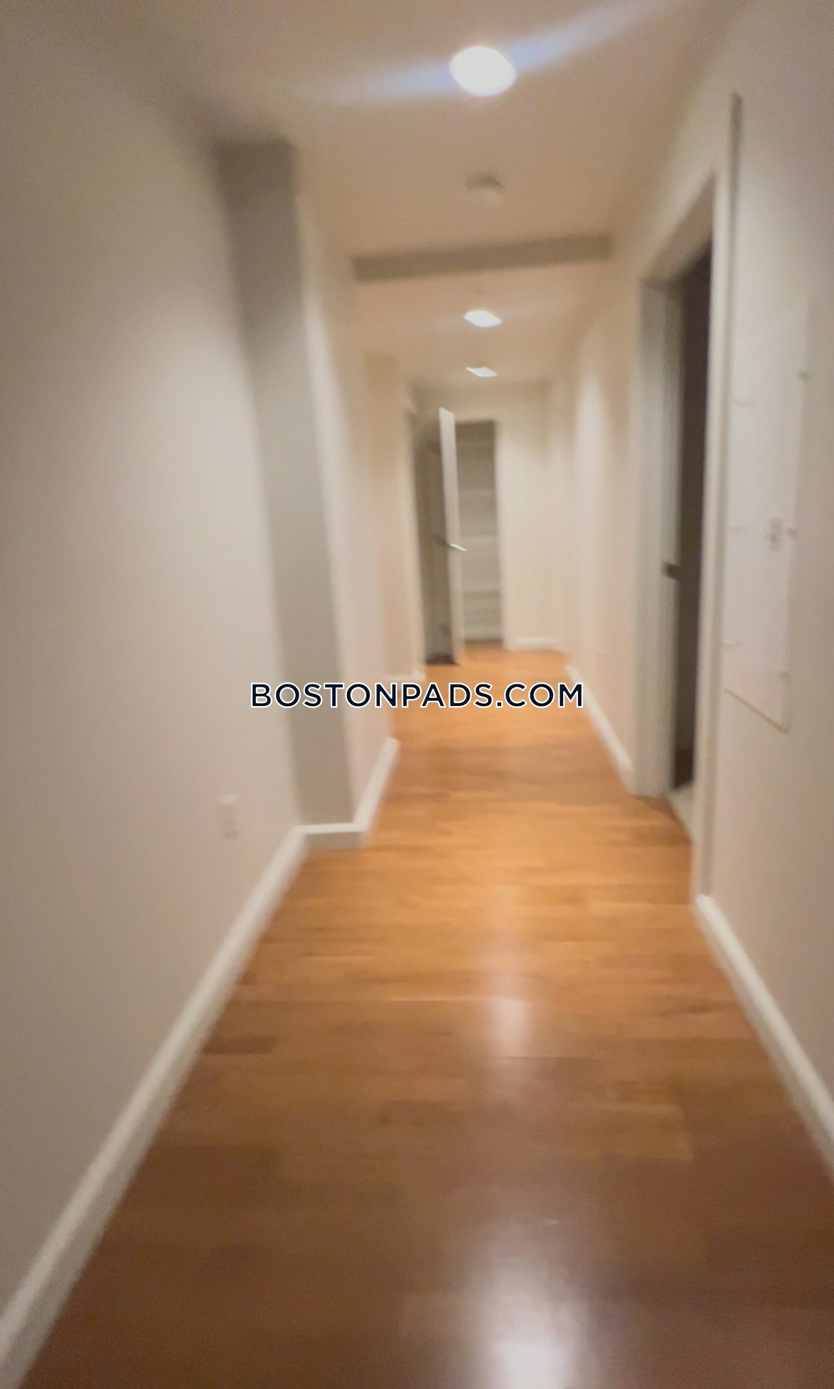 The Kensington Photo 22