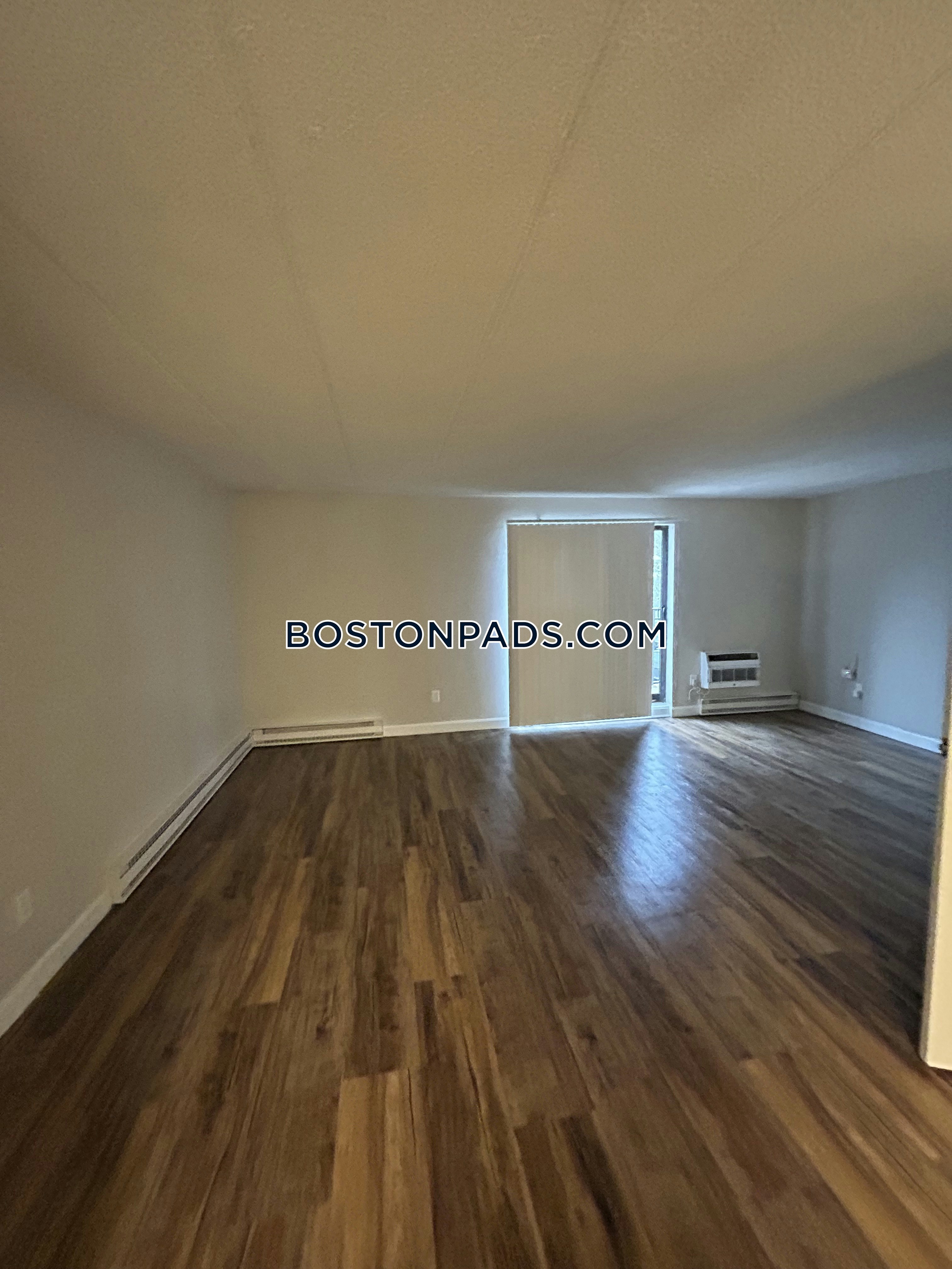 Eagle Rock Apartments at MetroWest Photo 9