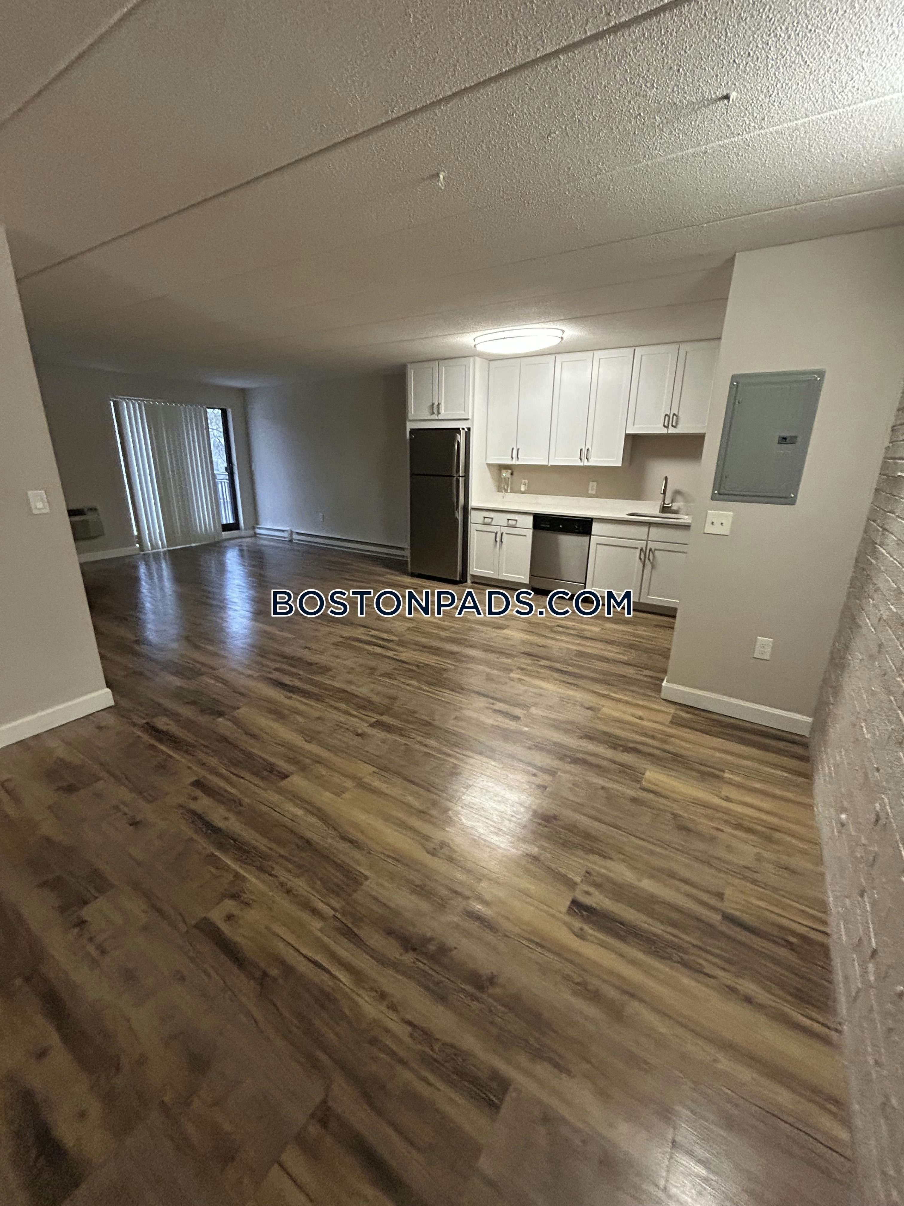 Eagle Rock Apartments at MetroWest Photo 16