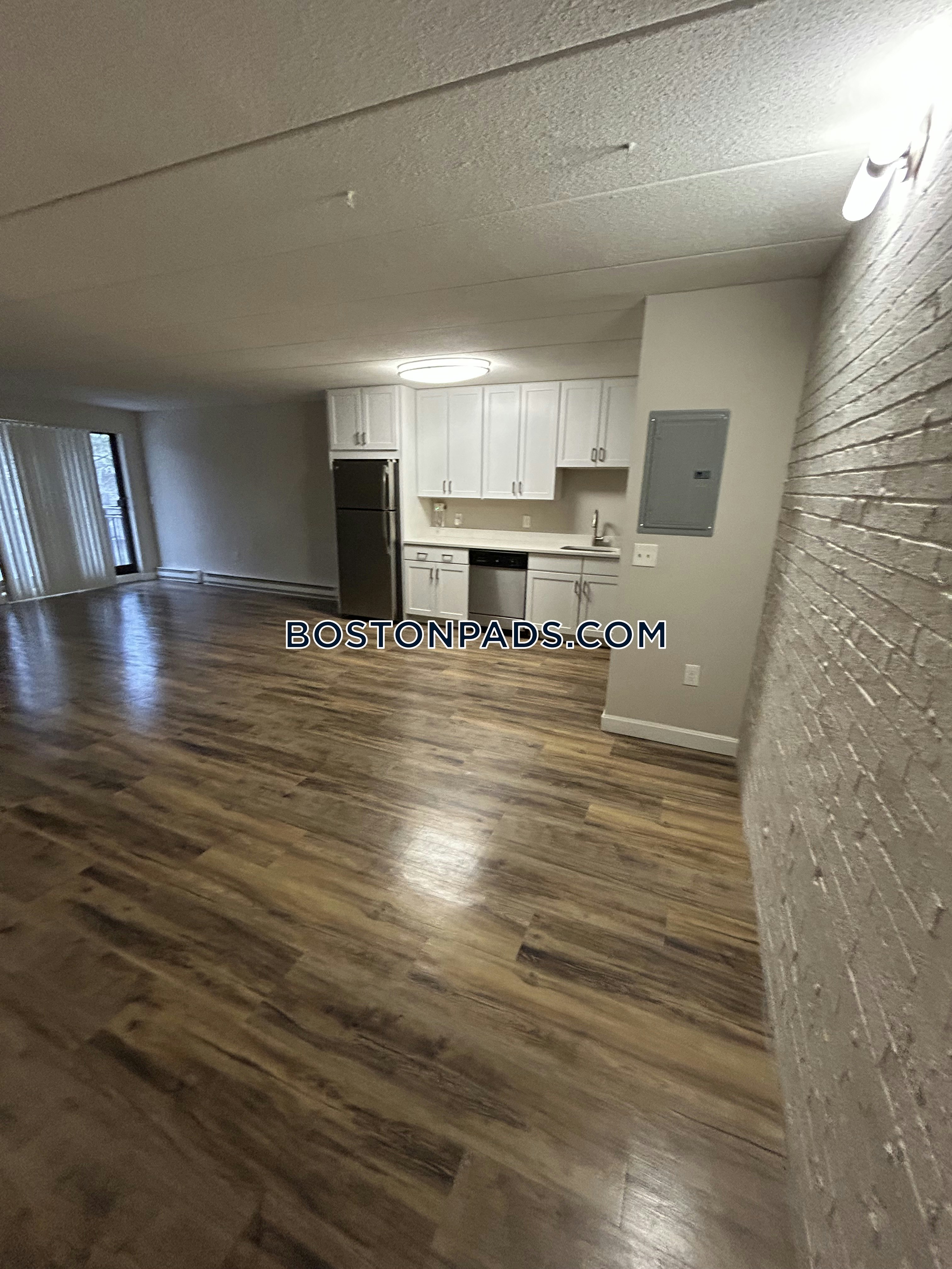 Eagle Rock Apartments at MetroWest Photo 28