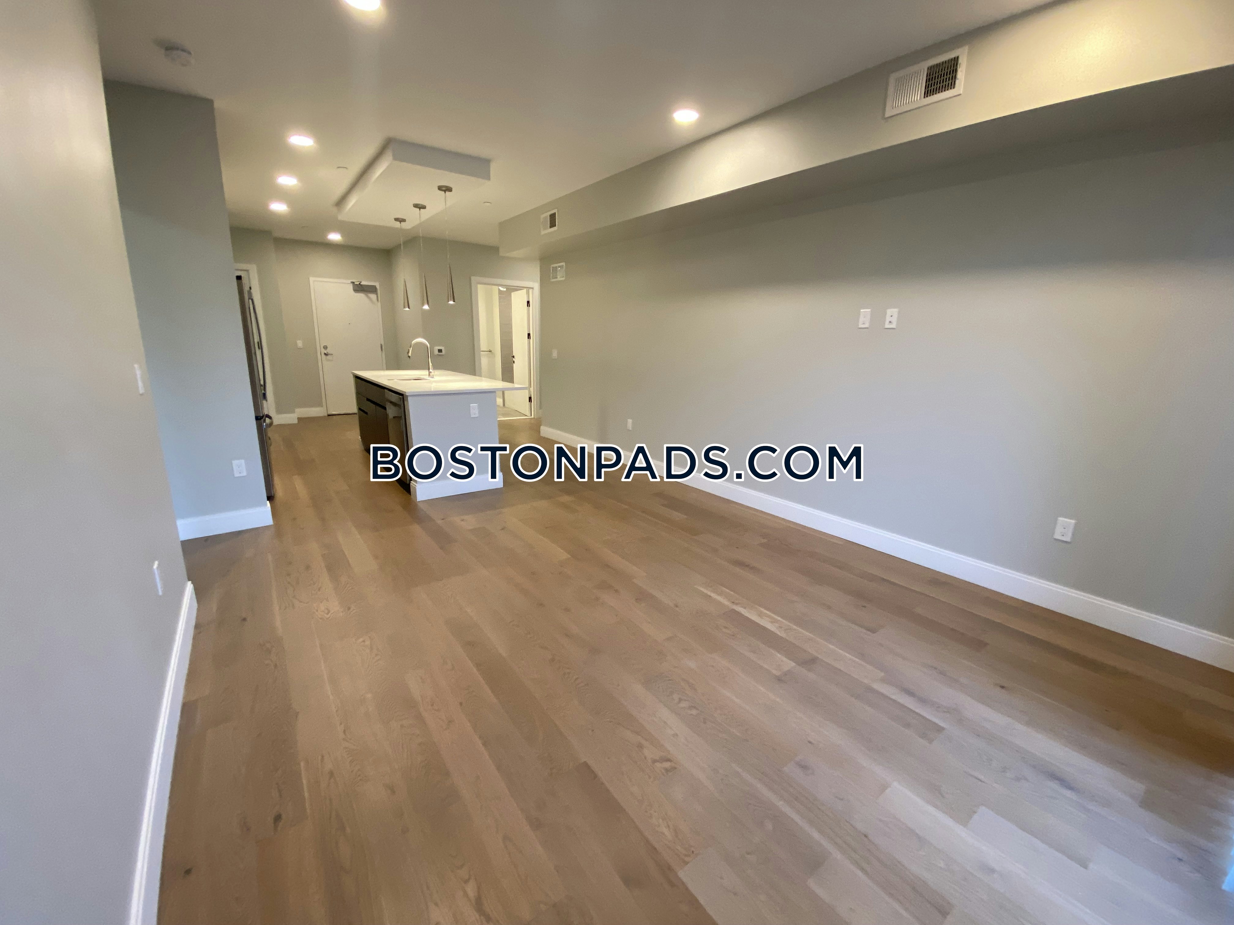 9 Central St. Photo 60