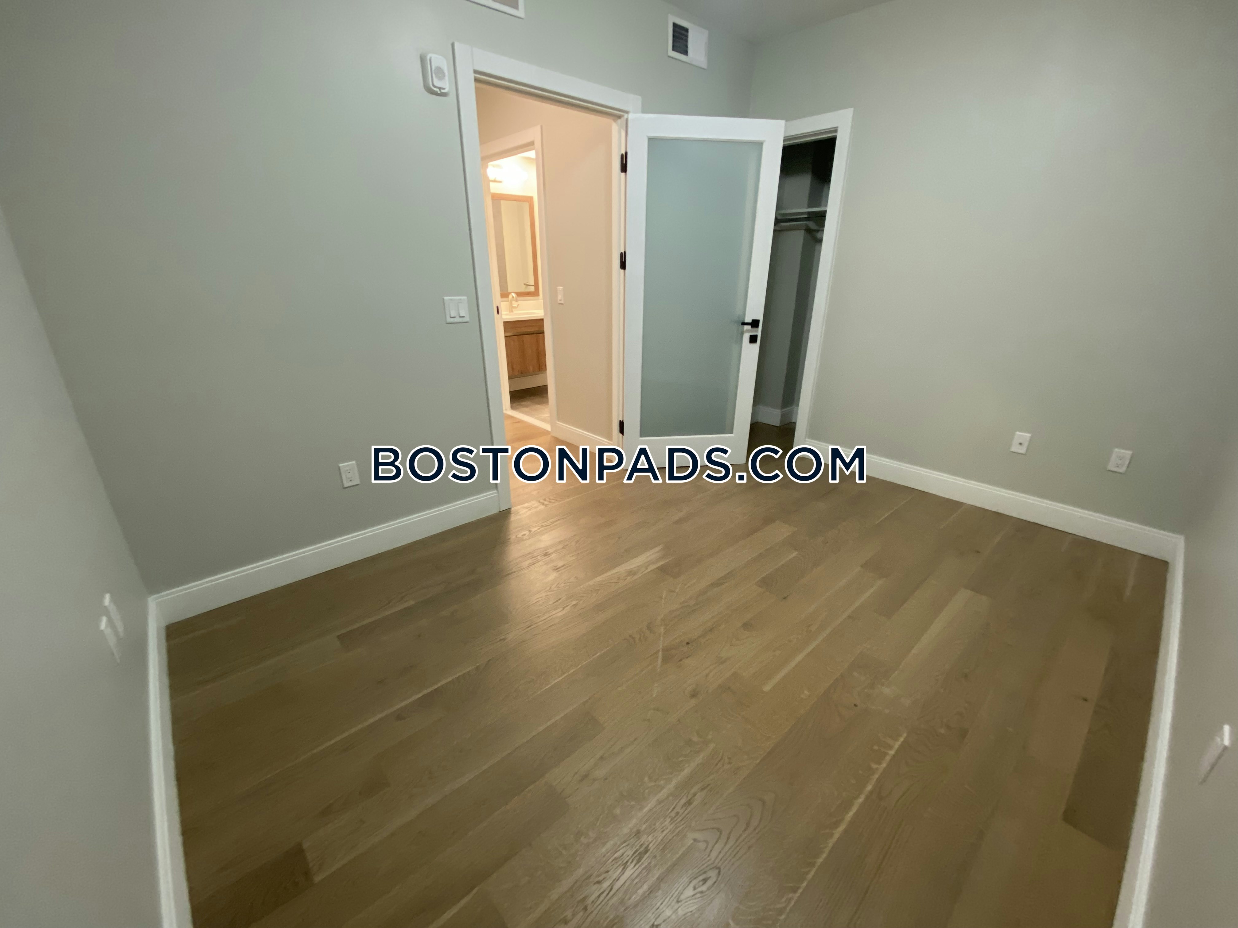 9 Central St. Photo 147