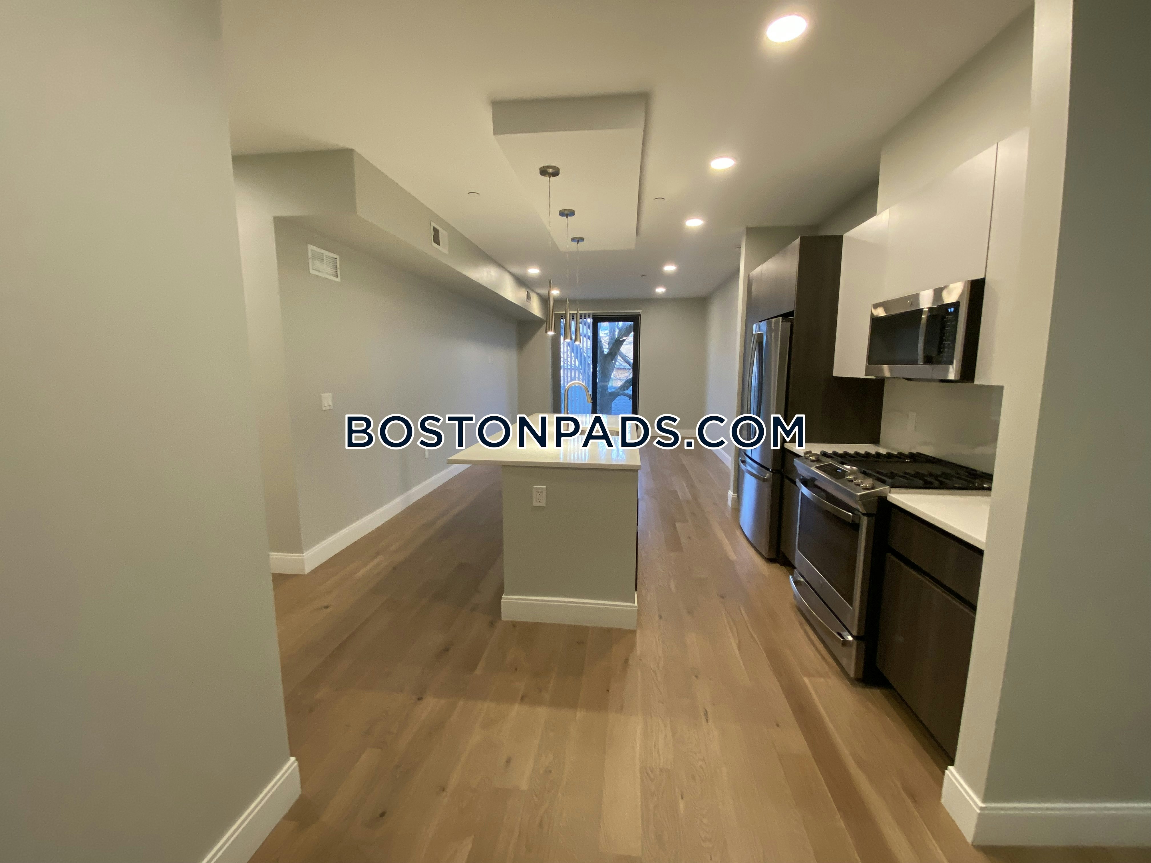 9 Central St. Photo 81