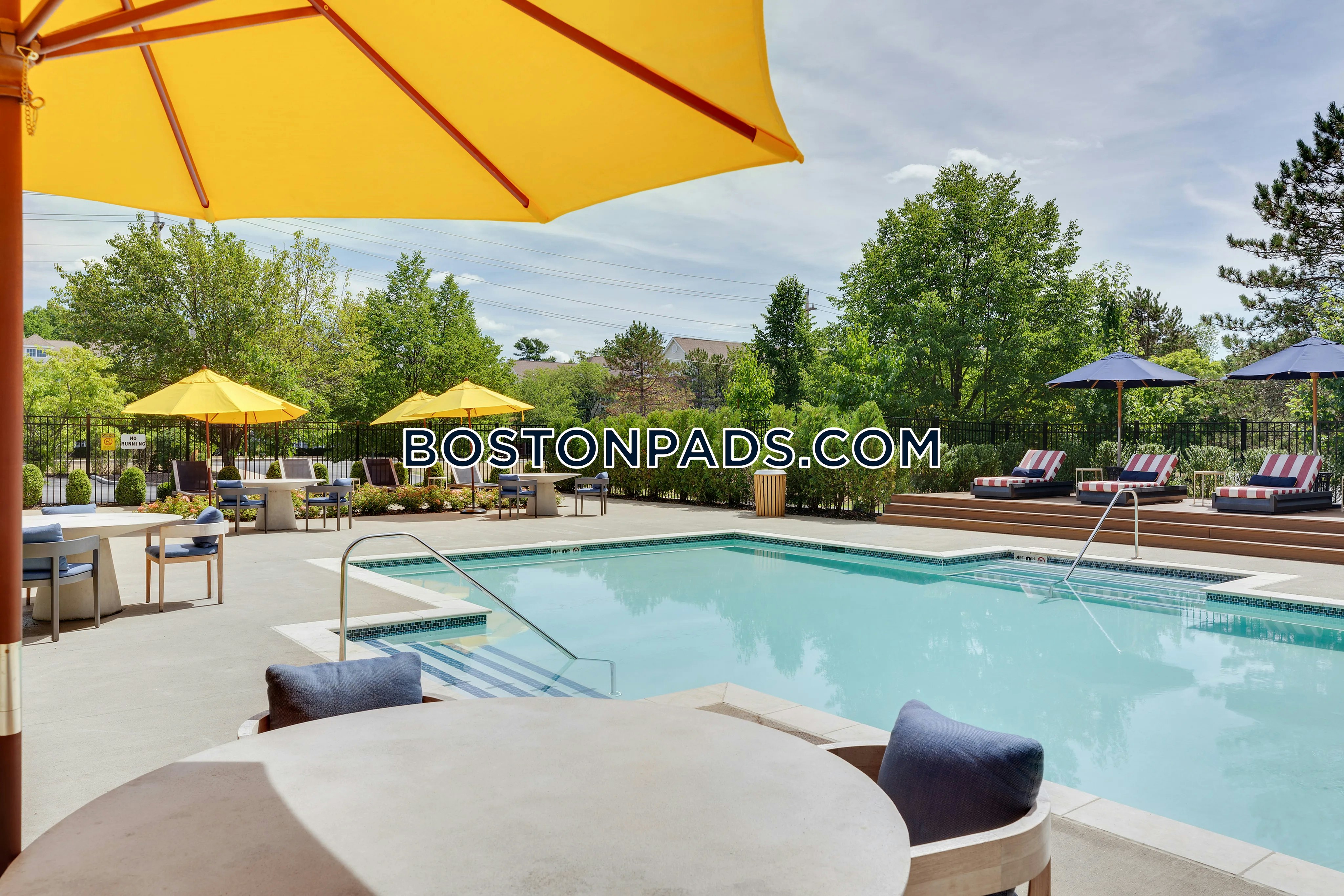 Residences at Tewksbury Commons Photo 1