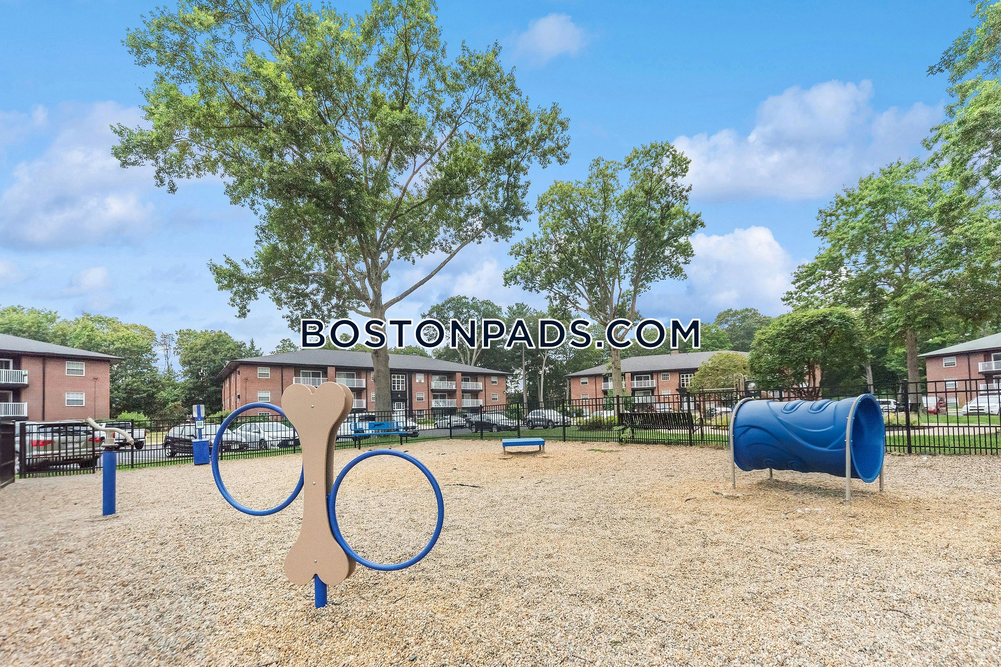 Gardencrest Apartments Photo 2