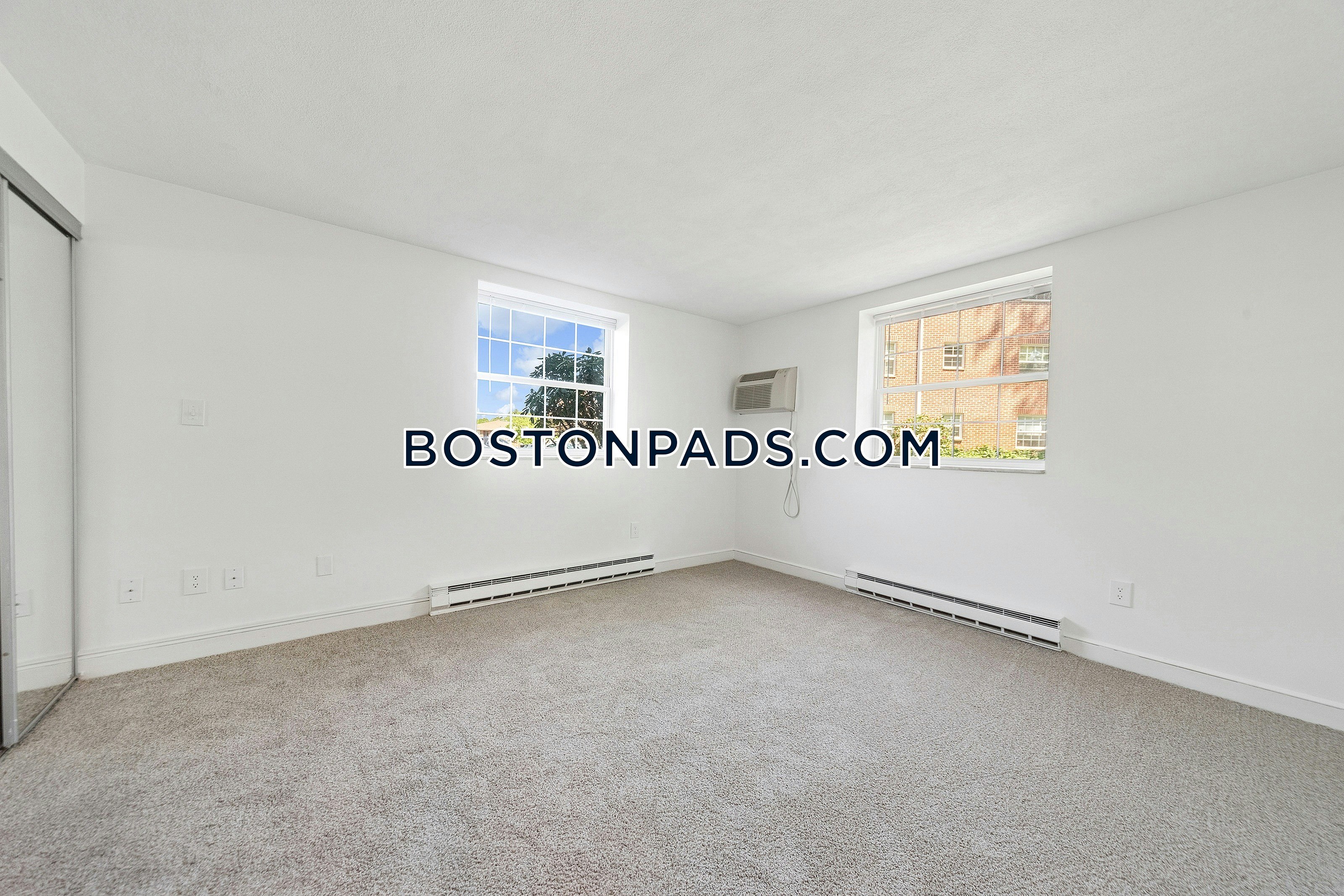 Gardencrest Apartments Photo 31