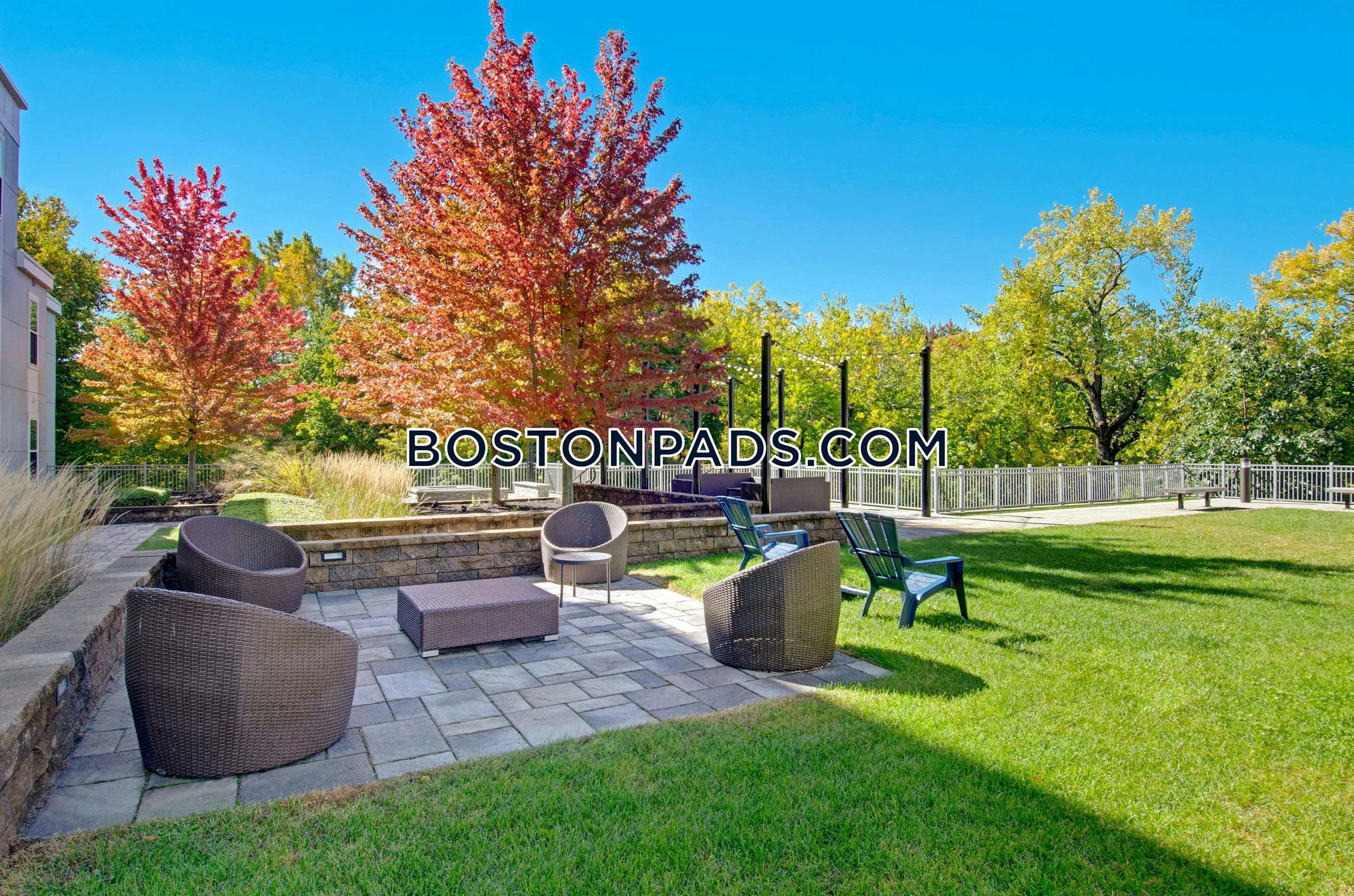 Riverbend on the Charles Photo 40