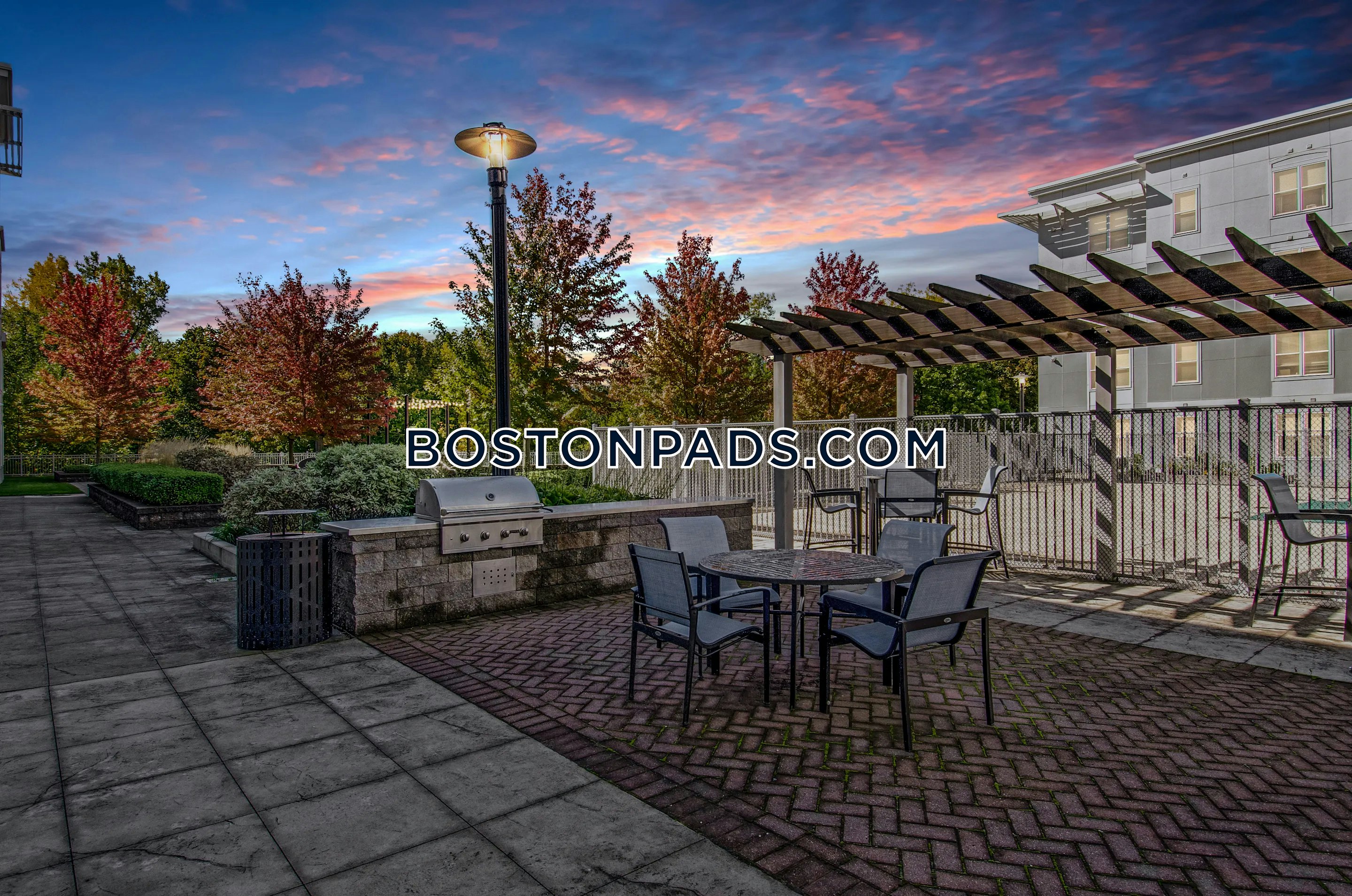 Riverbend on the Charles Photo 9