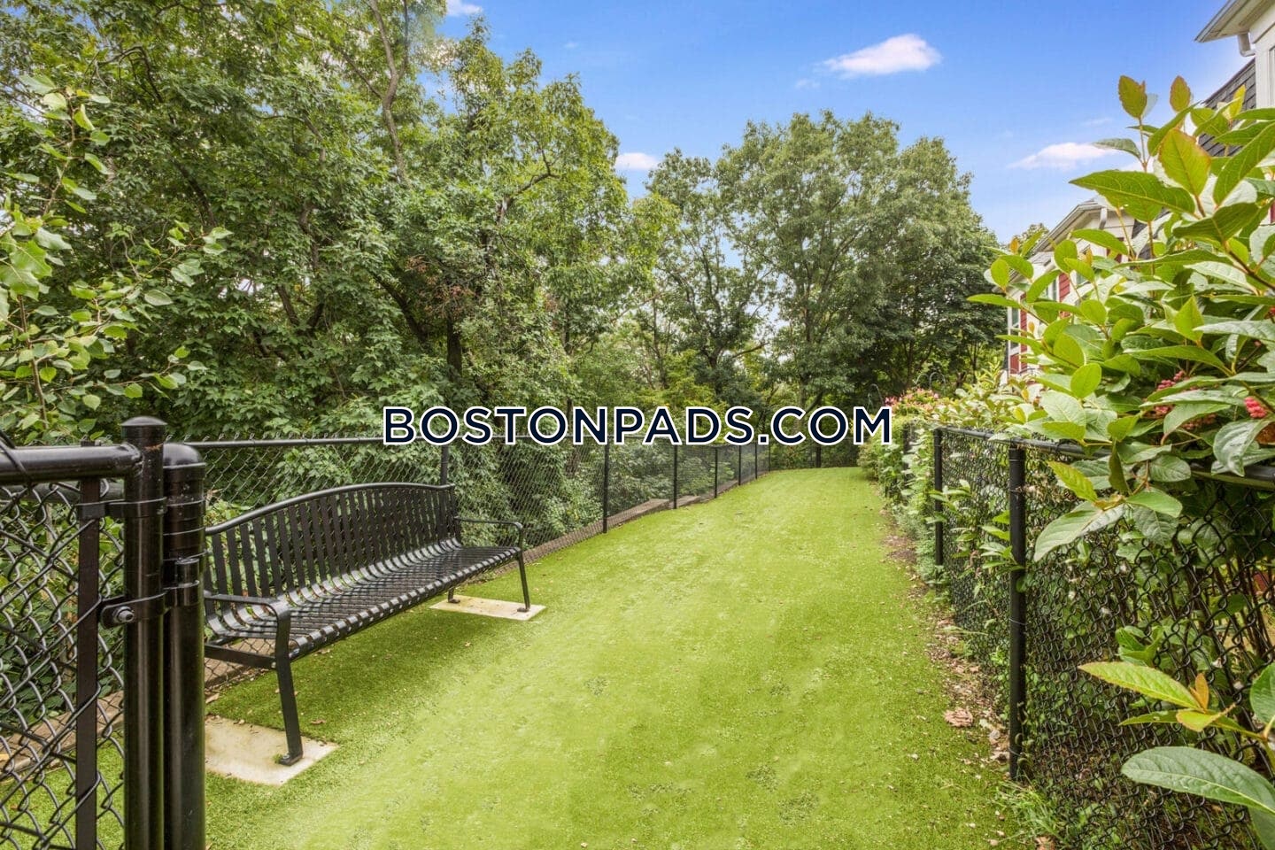 Windsor Village at Waltham Photo 36