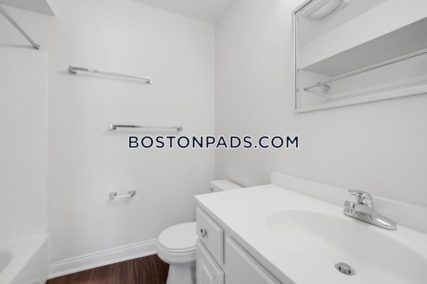 Windsor Village at Waltham Photo 21