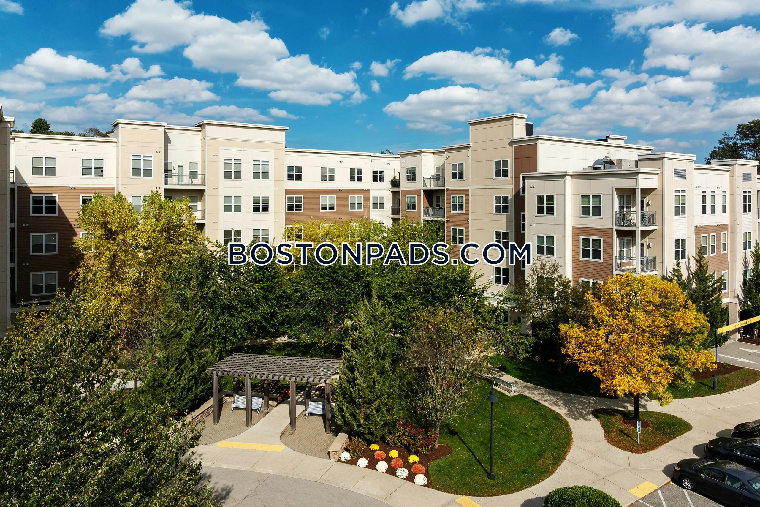 Brigham Square Photo 24