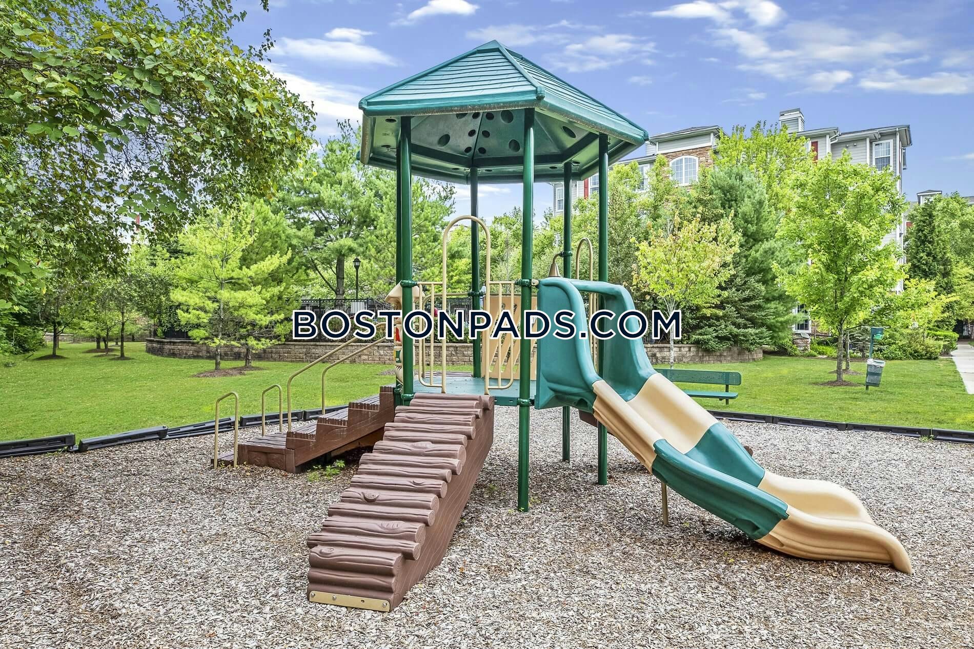 Ridge at Blue Hills Photo 1