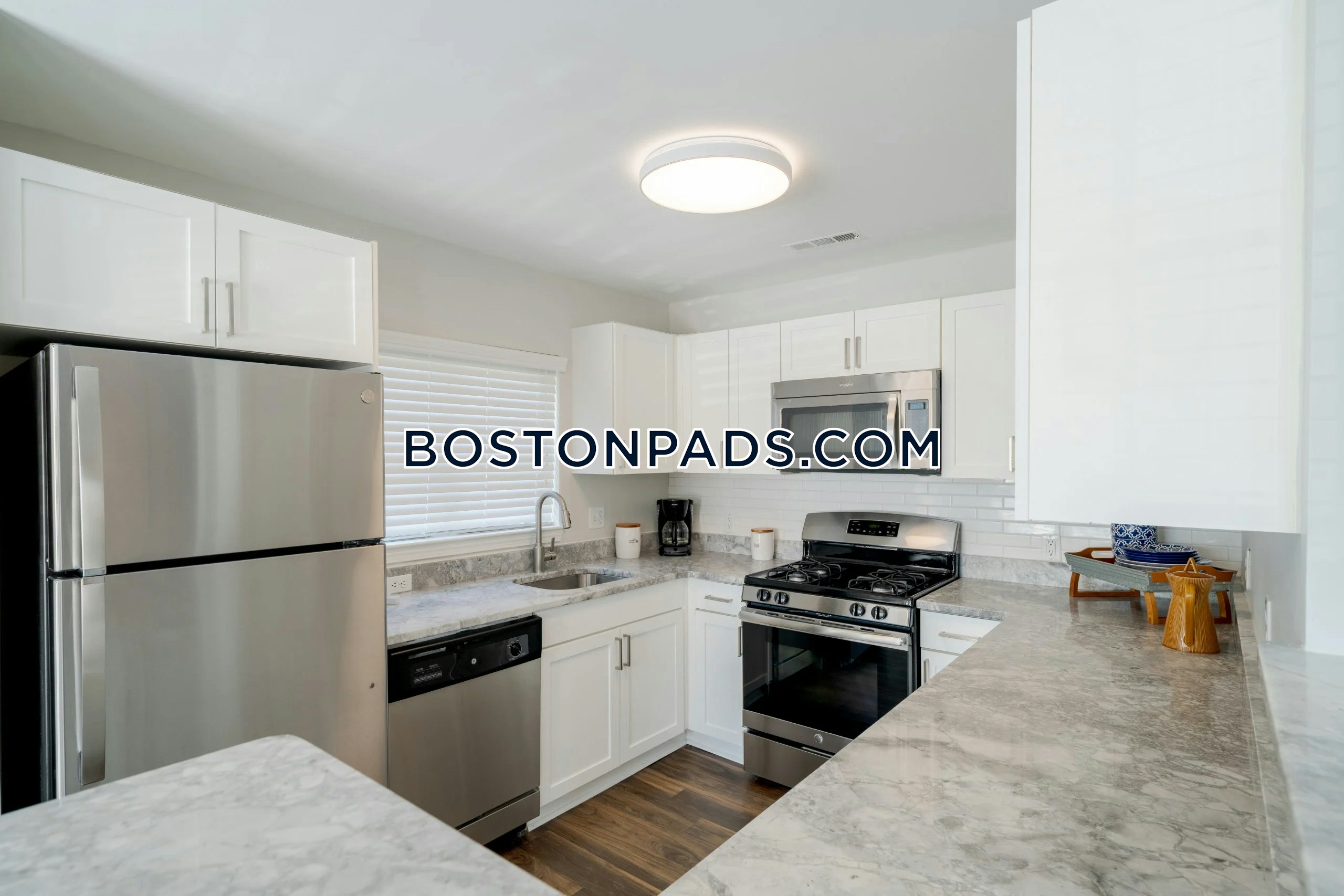 Residences at Stevens Pond Photo 21