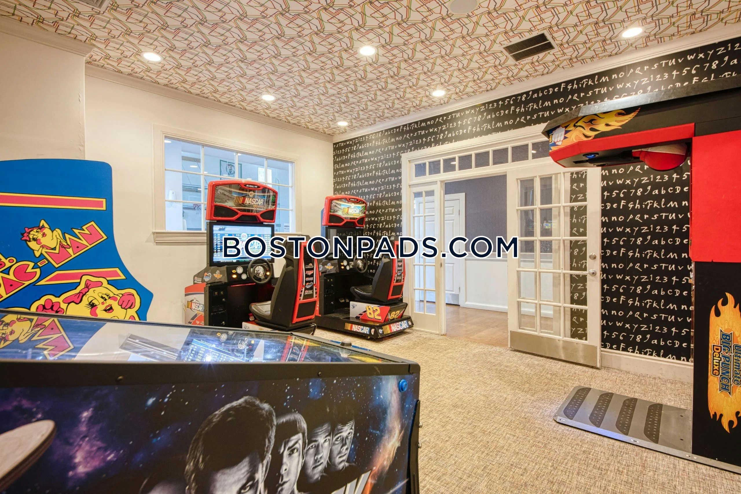 Residences at Stevens Pond Photo 16