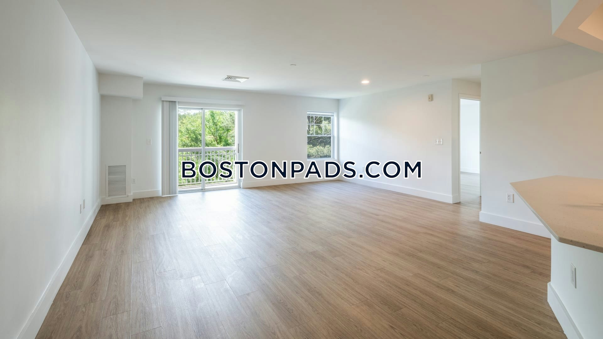 Rosecliff Apartments Photo 35