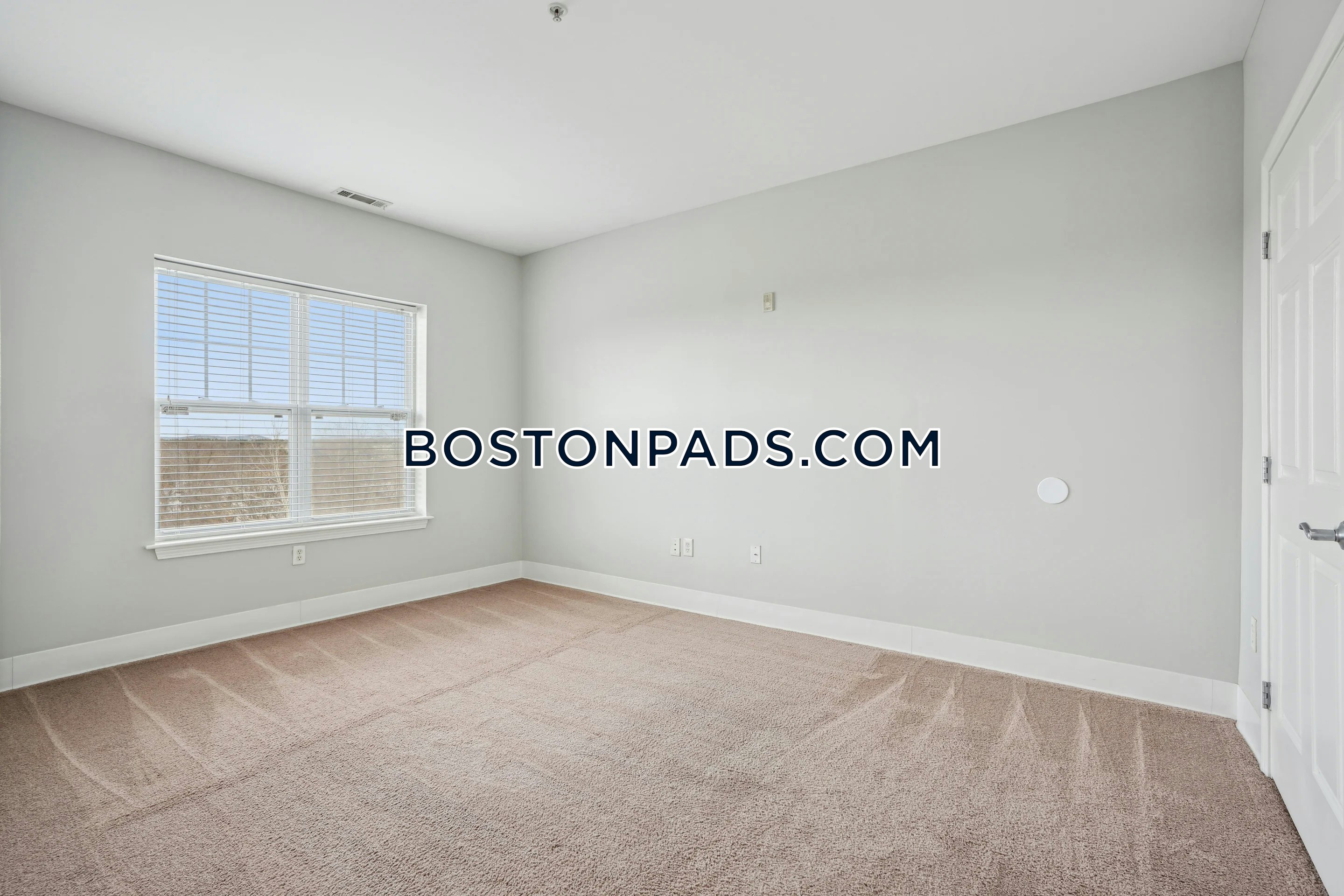 Canton Woods Apartments Photo 13