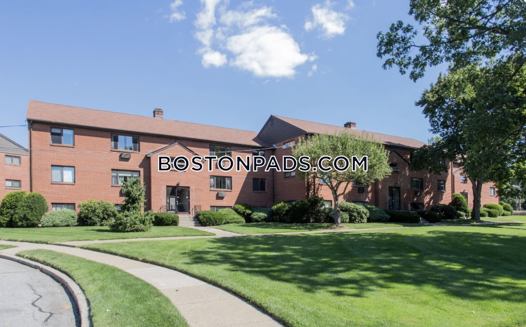 Charlesbank Estates Residential Apartments Photo 2