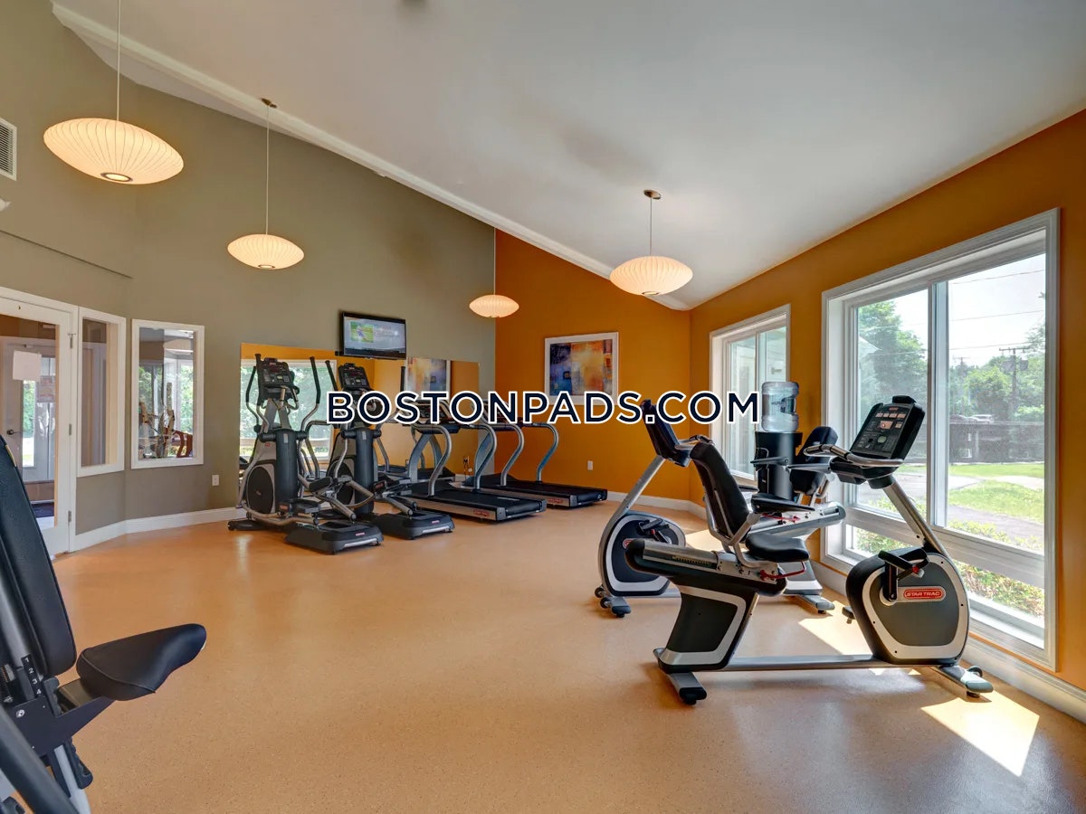 Mansfield Meadows Photo 15